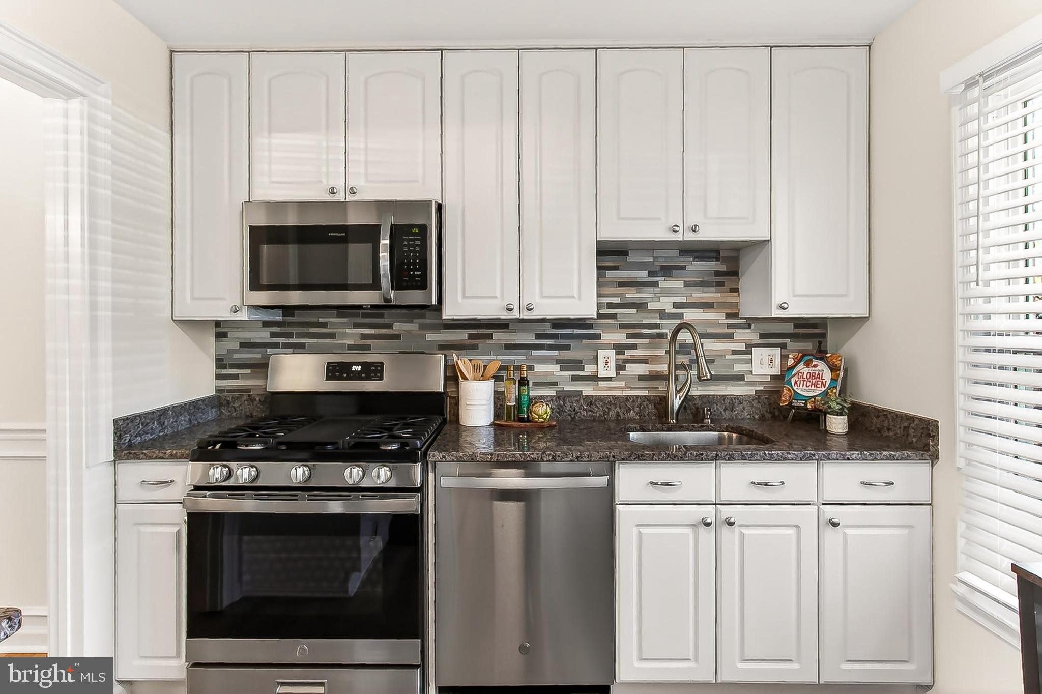 LAKE BRADDOCK - Residential