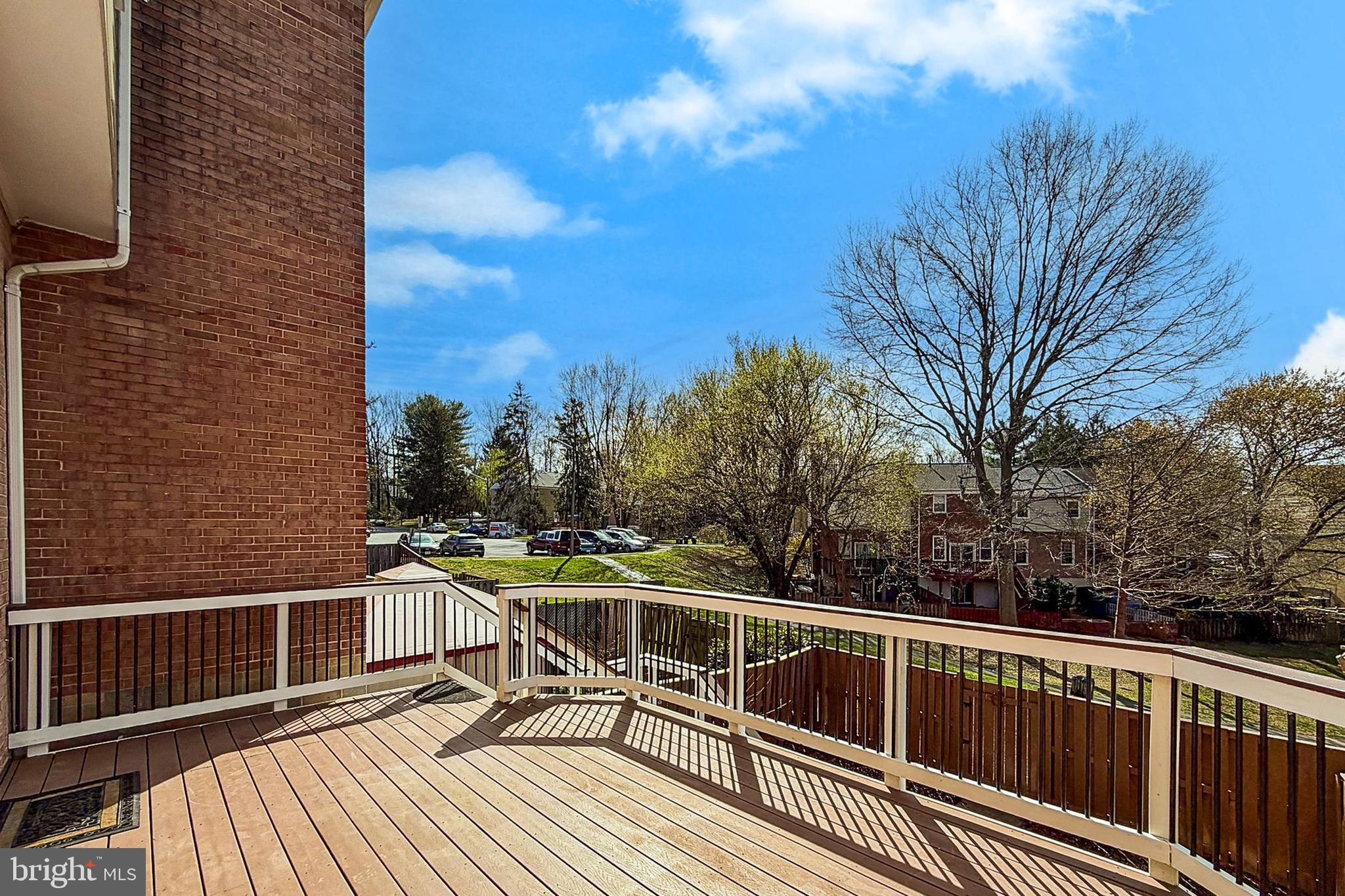 LAKE BRADDOCK - Residential