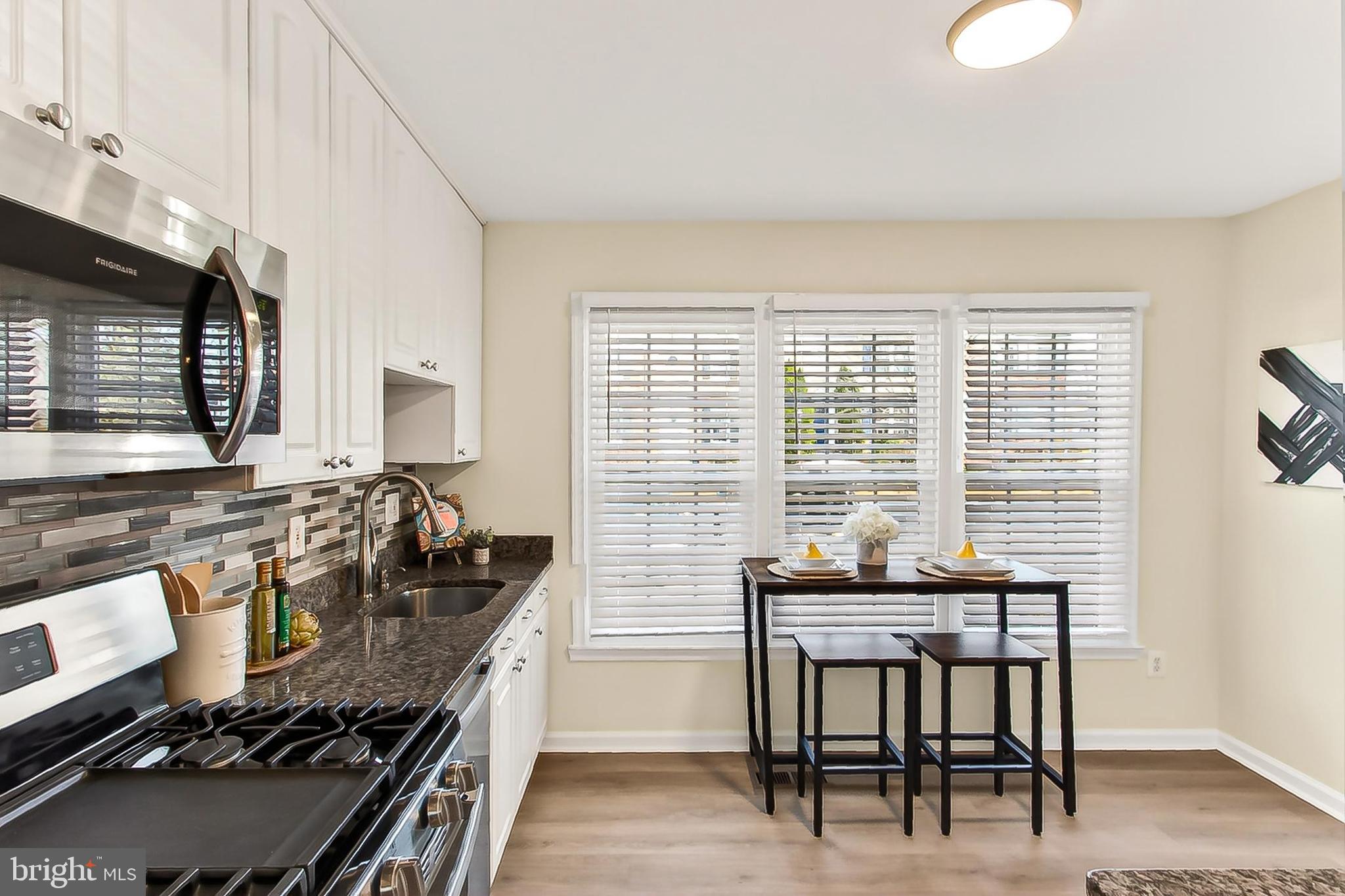 LAKE BRADDOCK - Residential