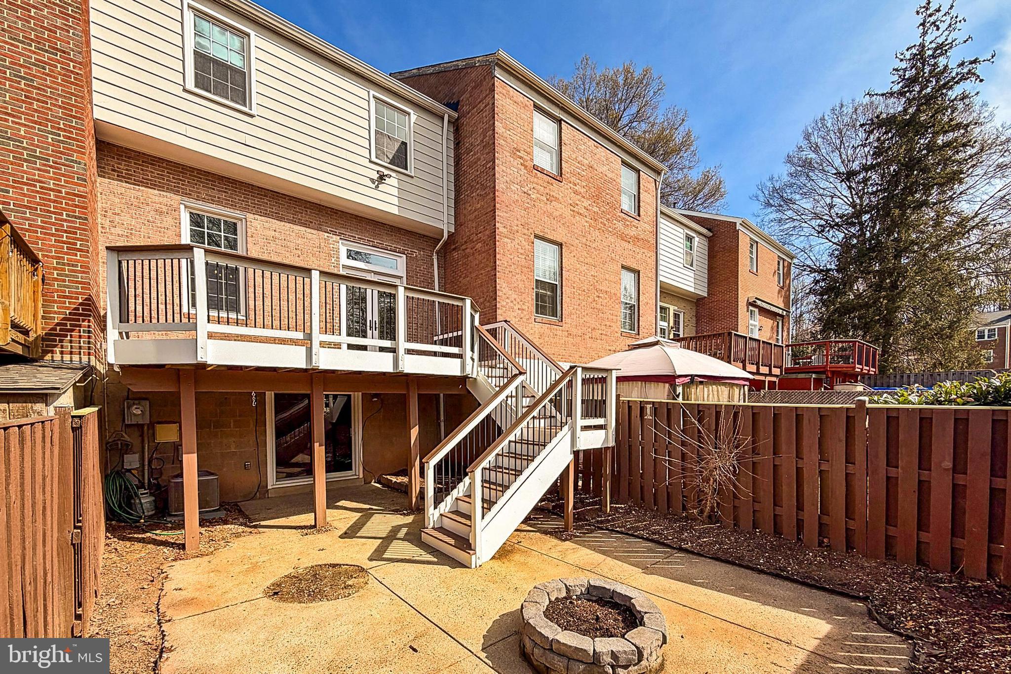 LAKE BRADDOCK - Residential