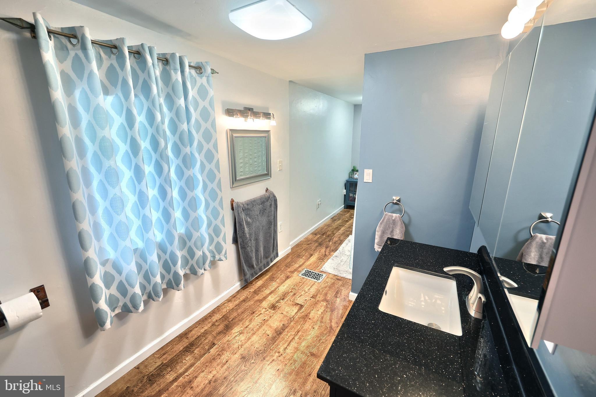 WINDSOR - Residential