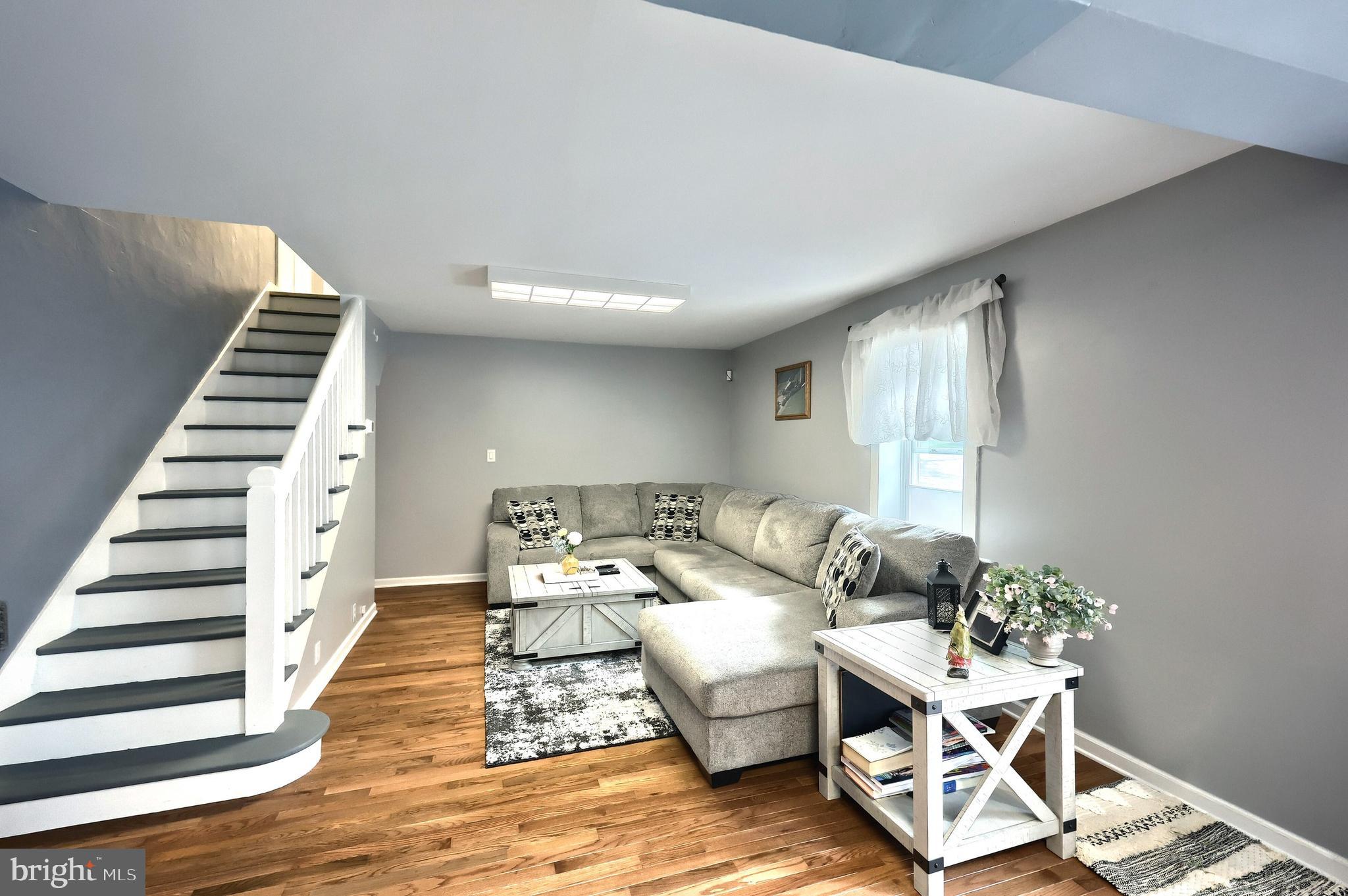 WINDSOR - Residential