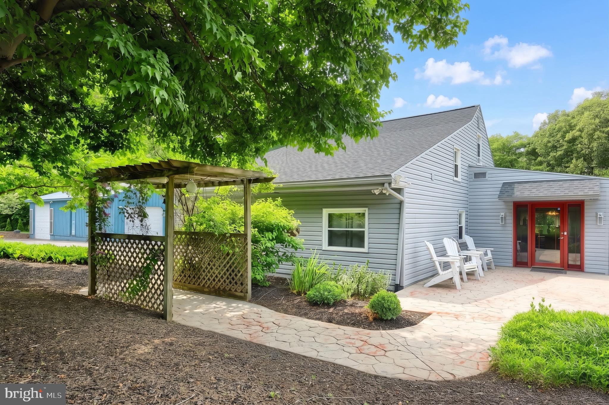 WINDSOR - Residential