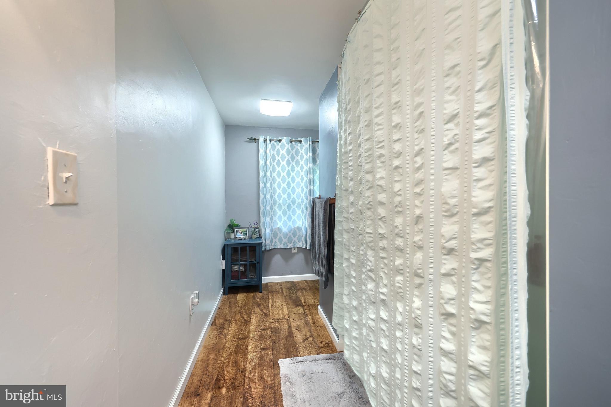 WINDSOR - Residential