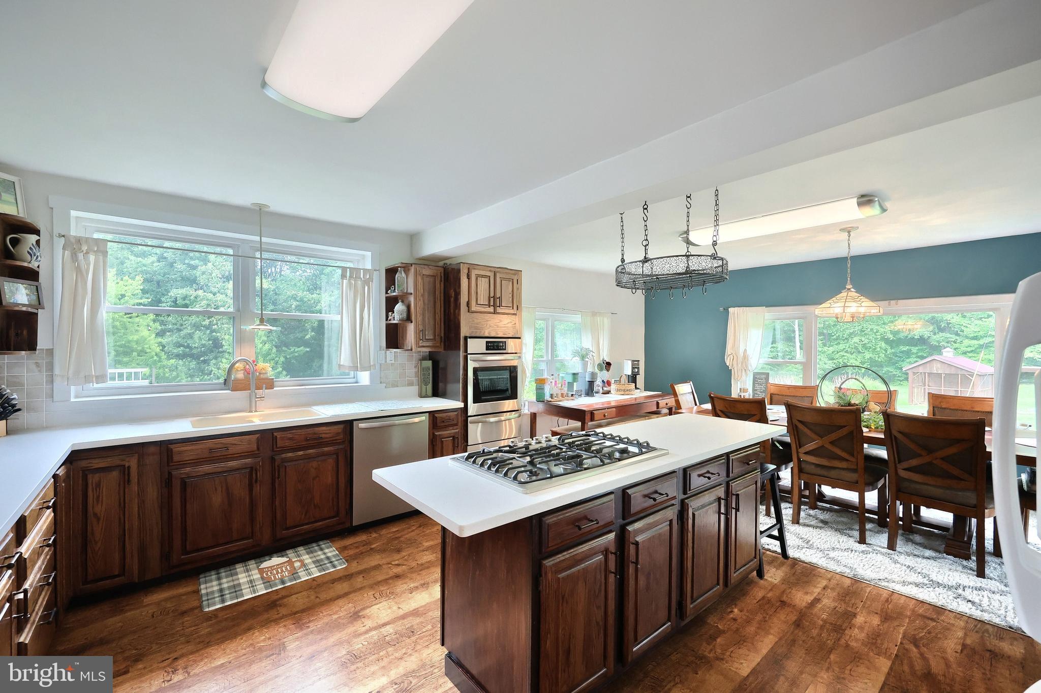 WINDSOR - Residential