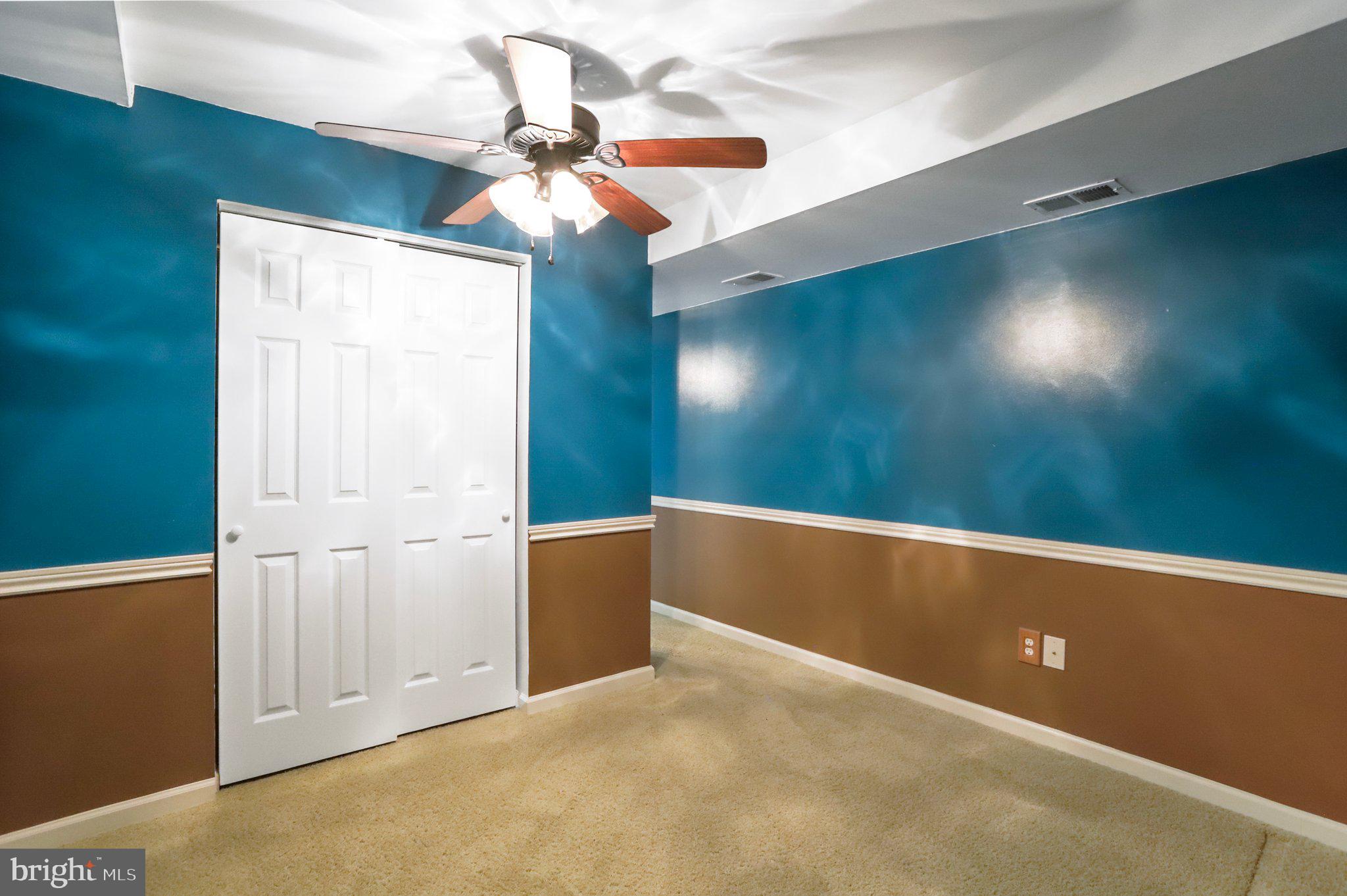 RIDGEFIELD - Residential