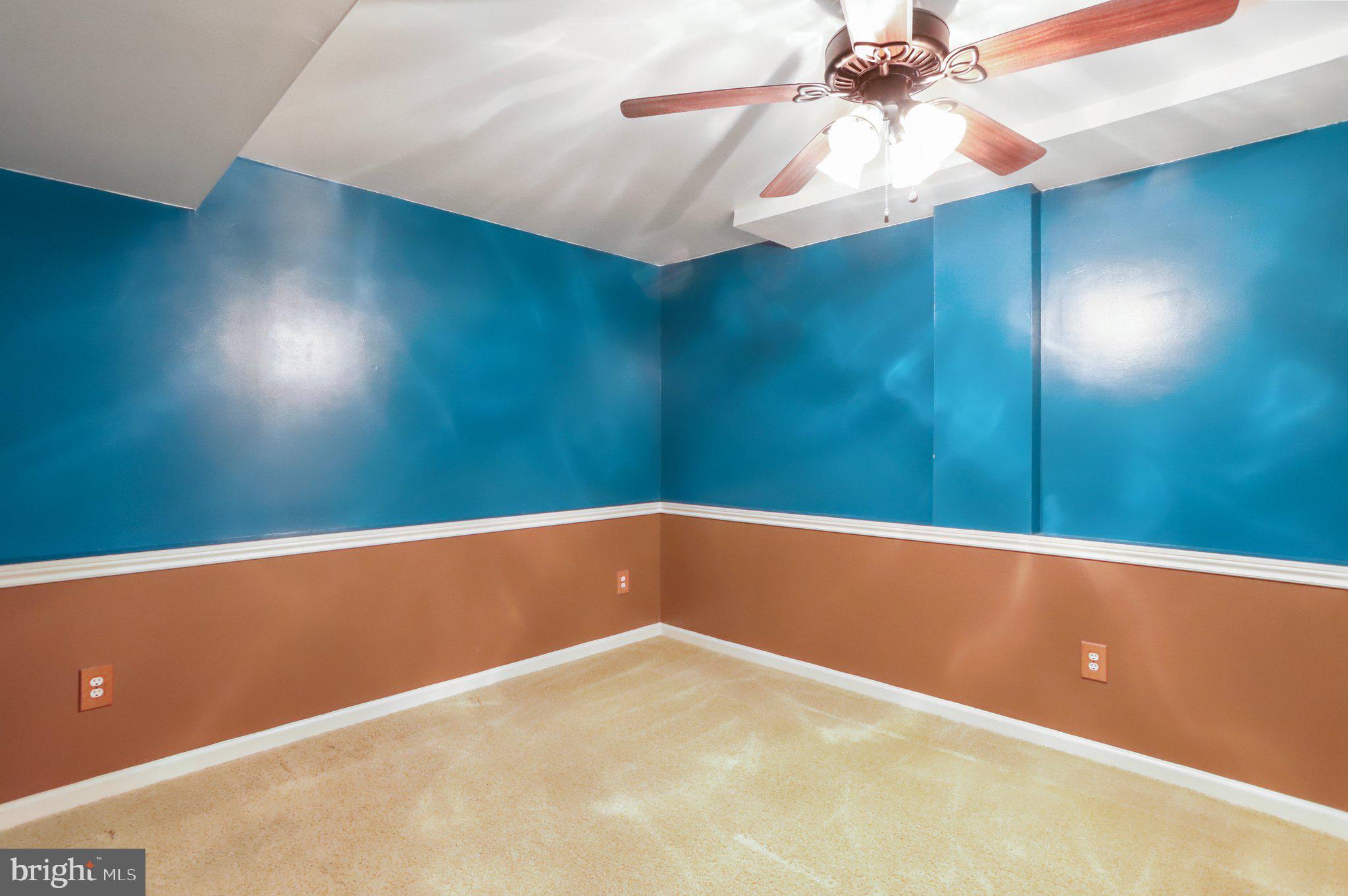 RIDGEFIELD - Residential