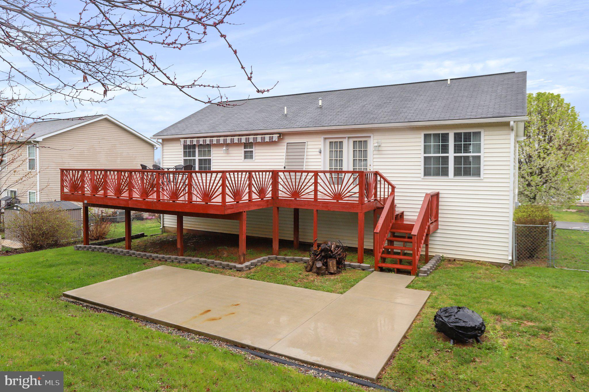 RIDGEFIELD - Residential