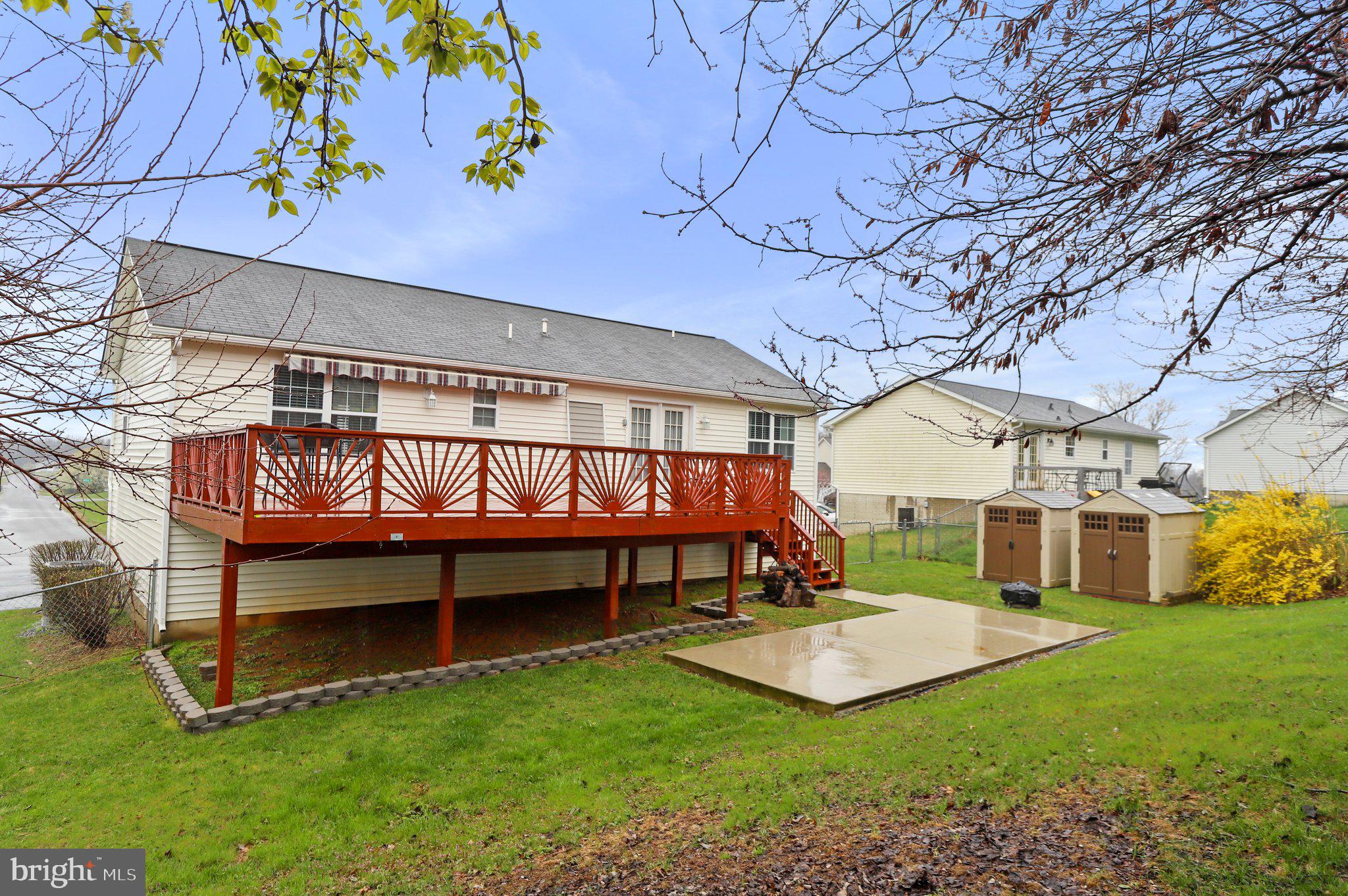 RIDGEFIELD - Residential