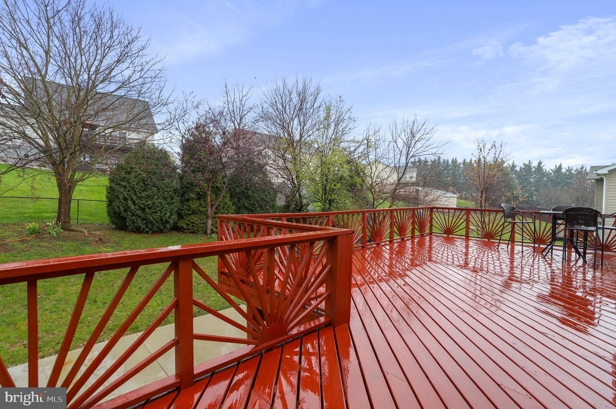 RIDGEFIELD - Residential