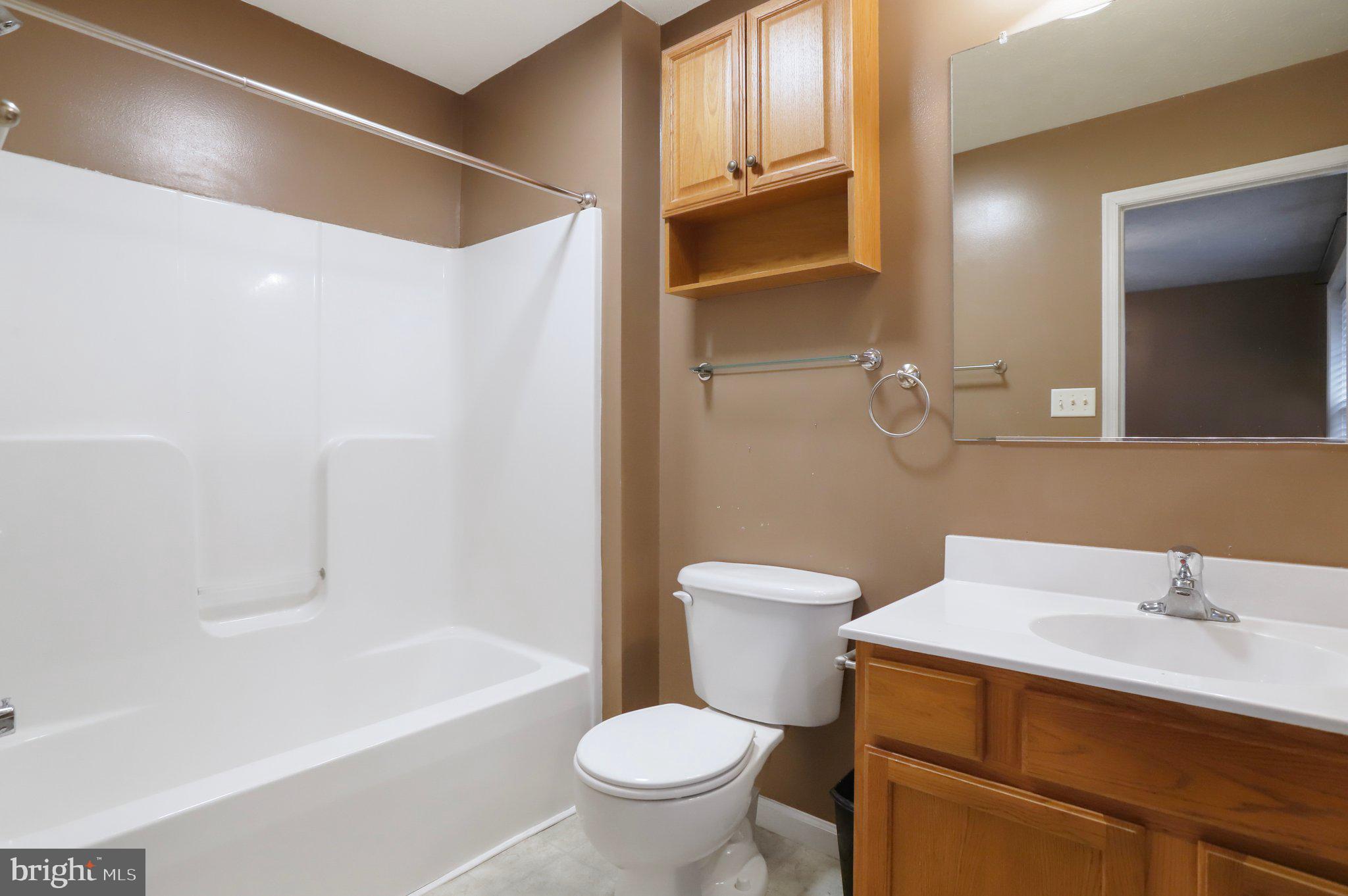 RIDGEFIELD - Residential