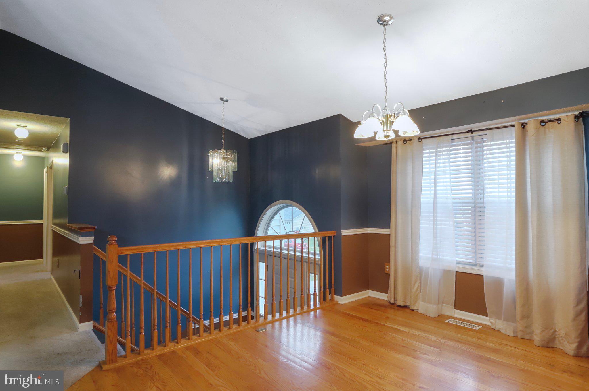 RIDGEFIELD - Residential