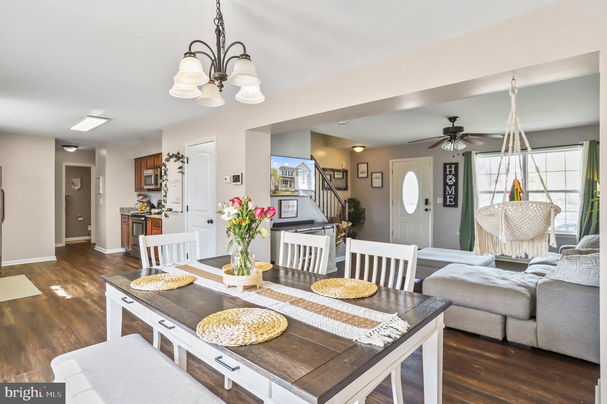 GREEN MEADOWS - Residential