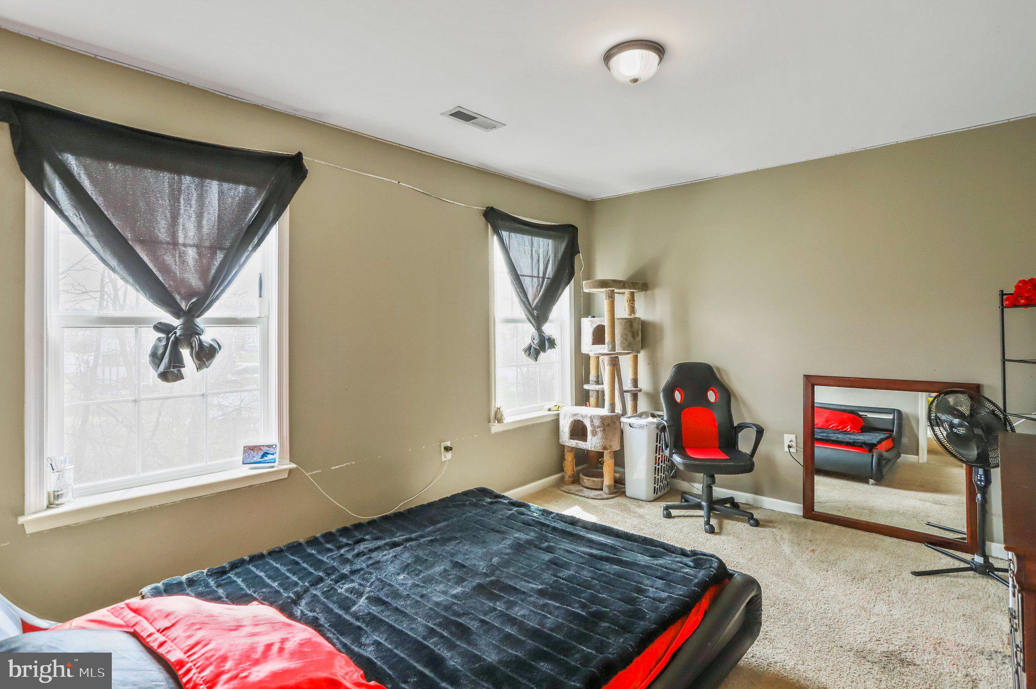 GREEN MEADOWS - Residential