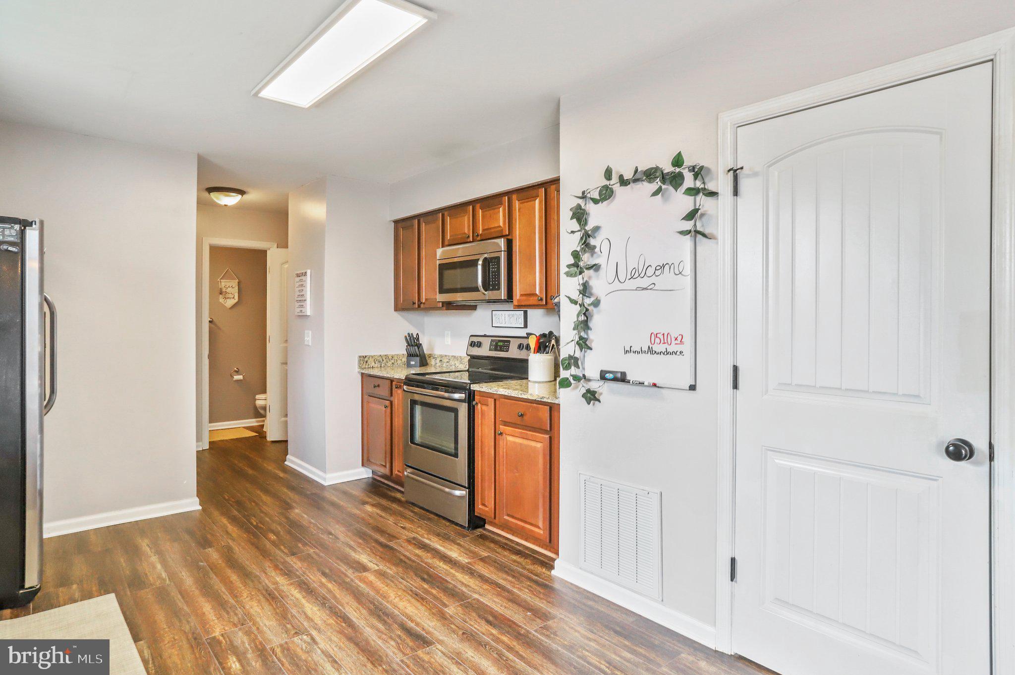 GREEN MEADOWS - Residential