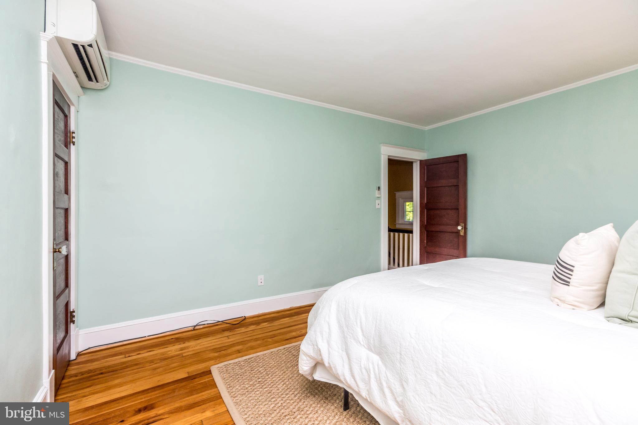 RADNOR WINSTON - Residential