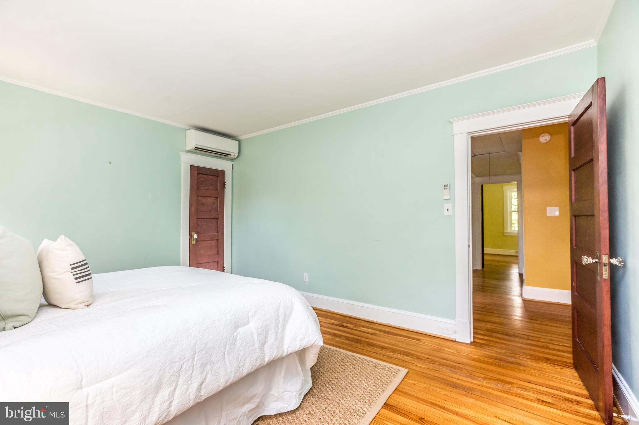 RADNOR WINSTON - Residential