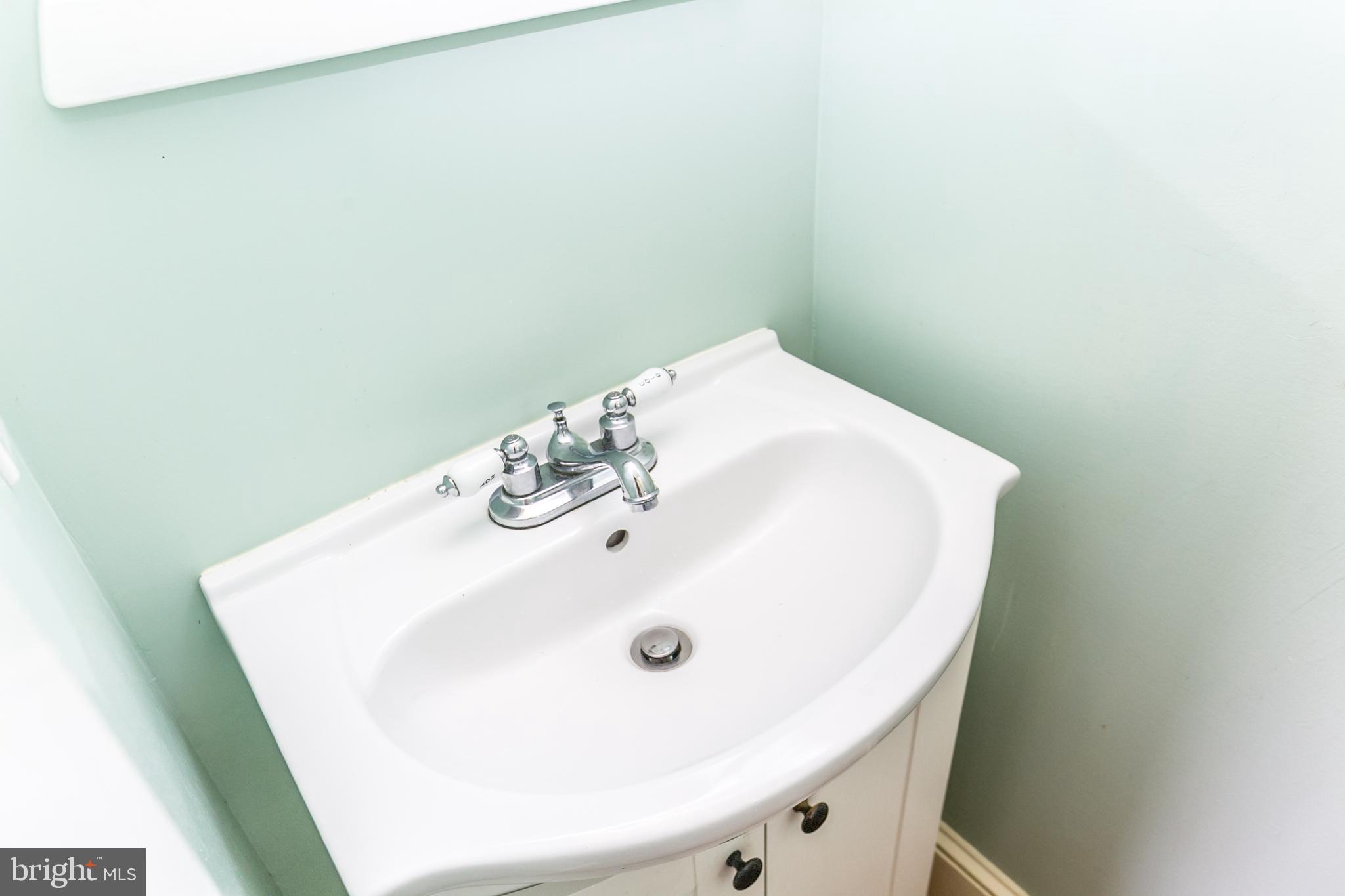 RADNOR WINSTON - Residential