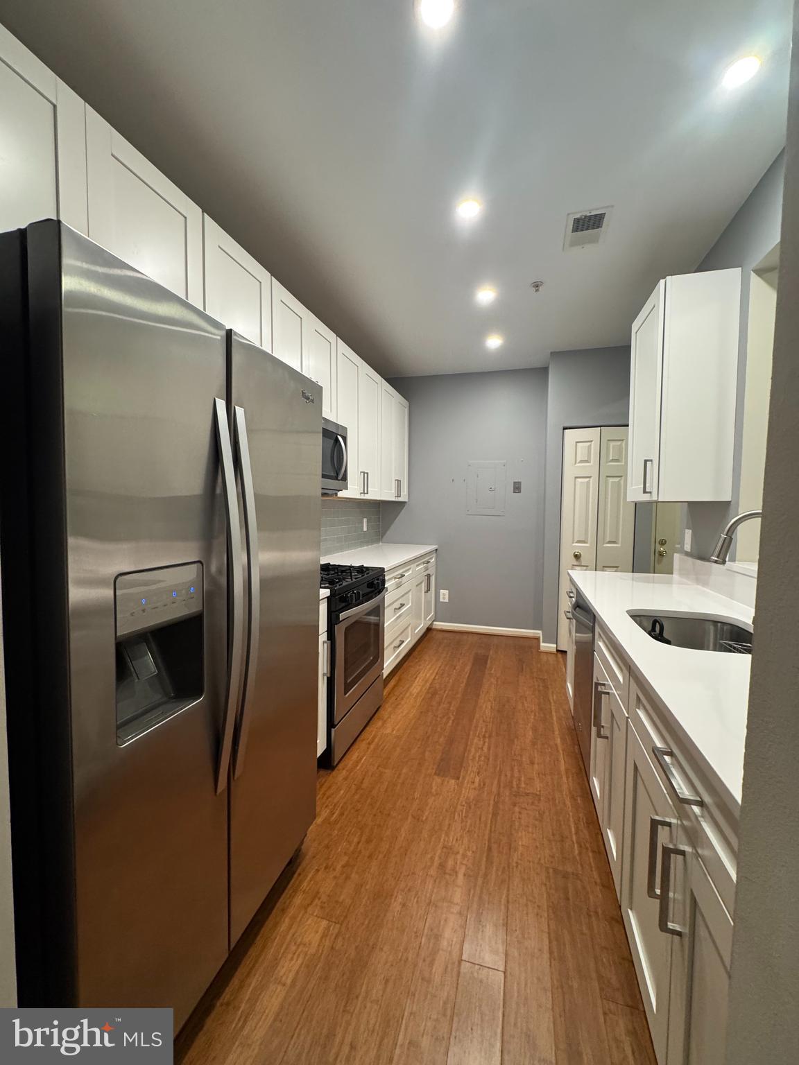 CHANCERY OF KINGSTOWNE - Residential Lease