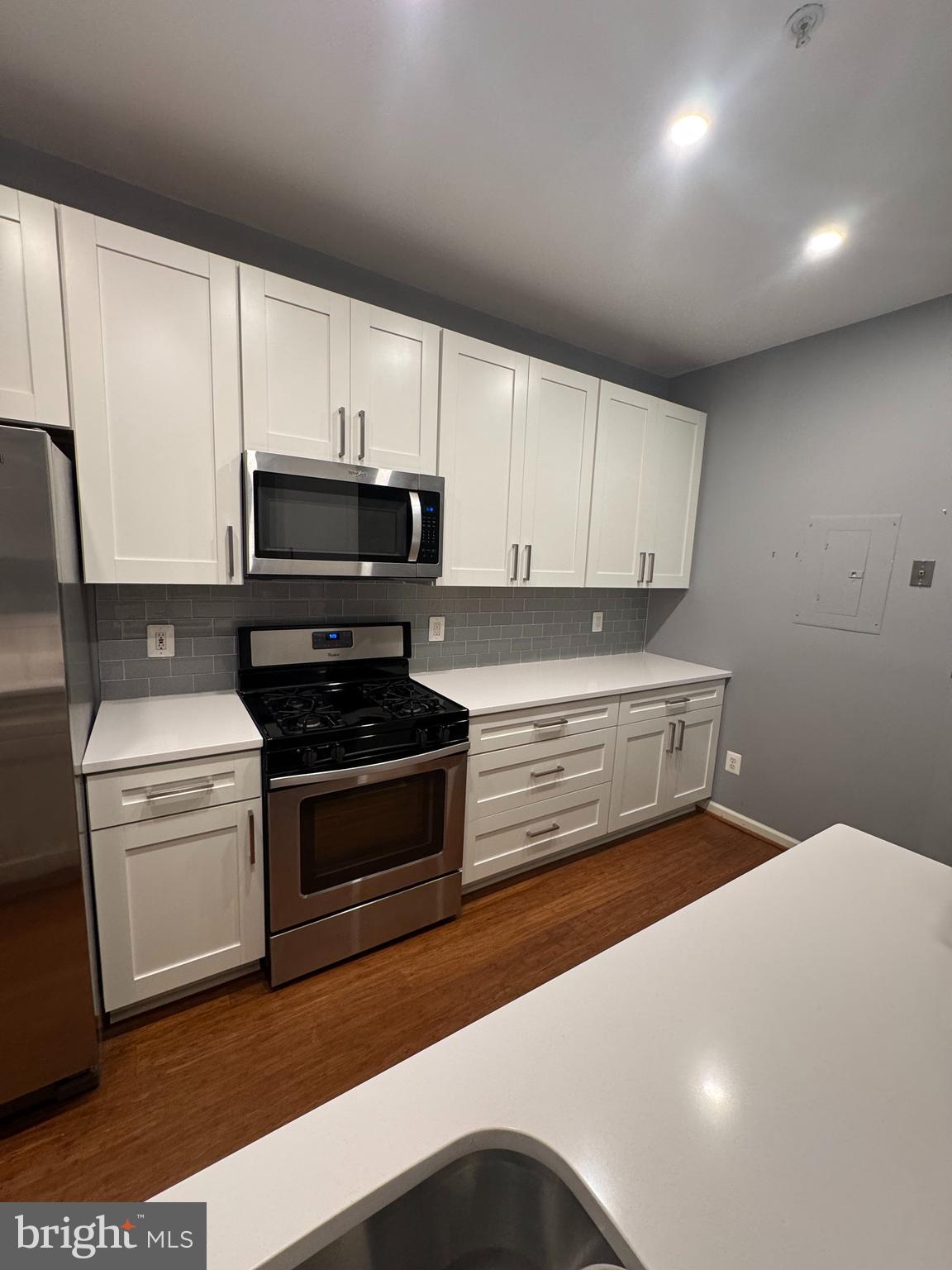 CHANCERY OF KINGSTOWNE - Residential Lease