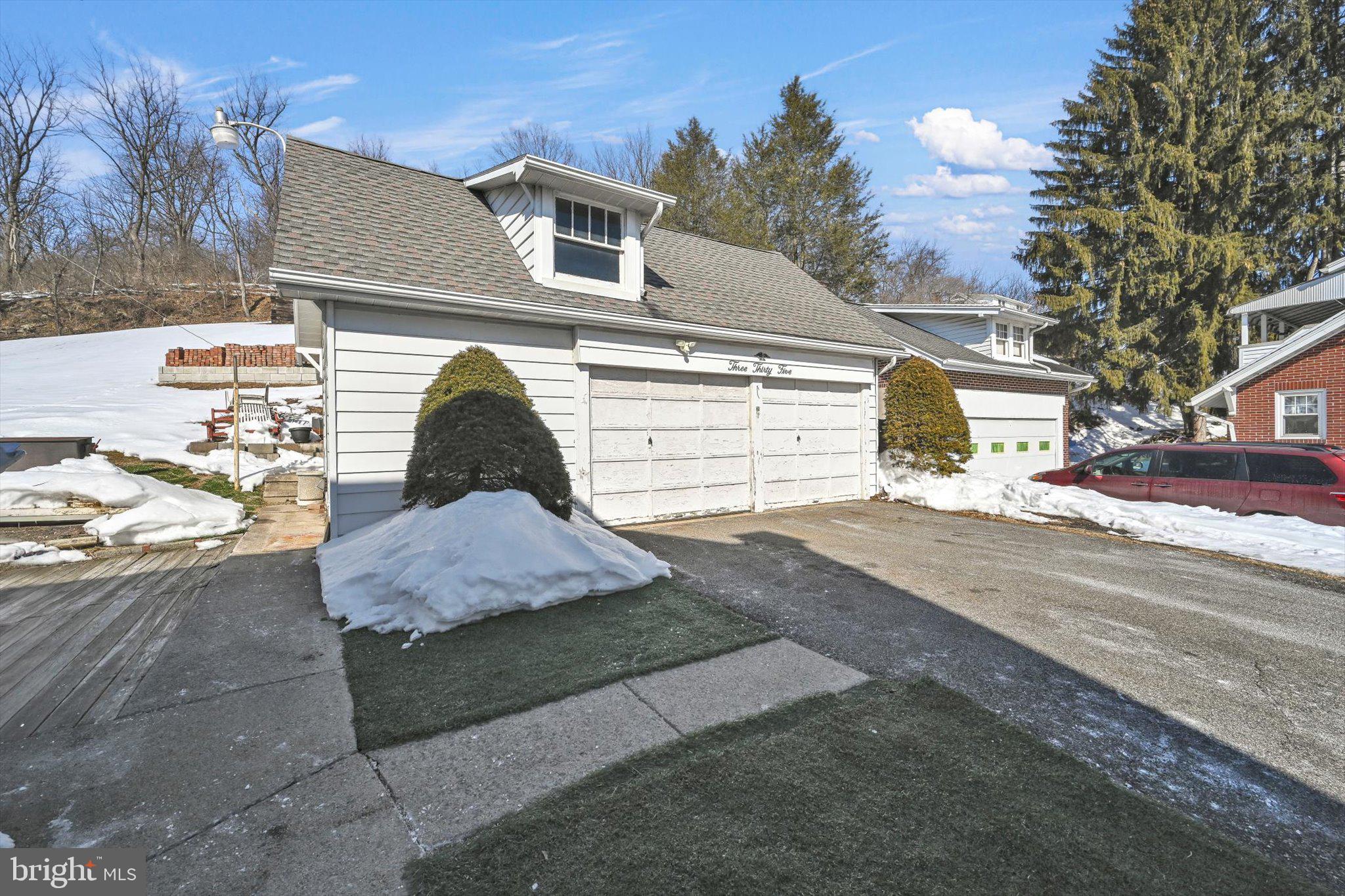 LEESPORT GARDENS - Residential