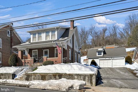 335 MAIN STREET LEESPORT PA 19533