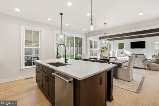 OAKMONT - Residential