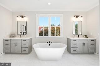 OAKMONT - Residential