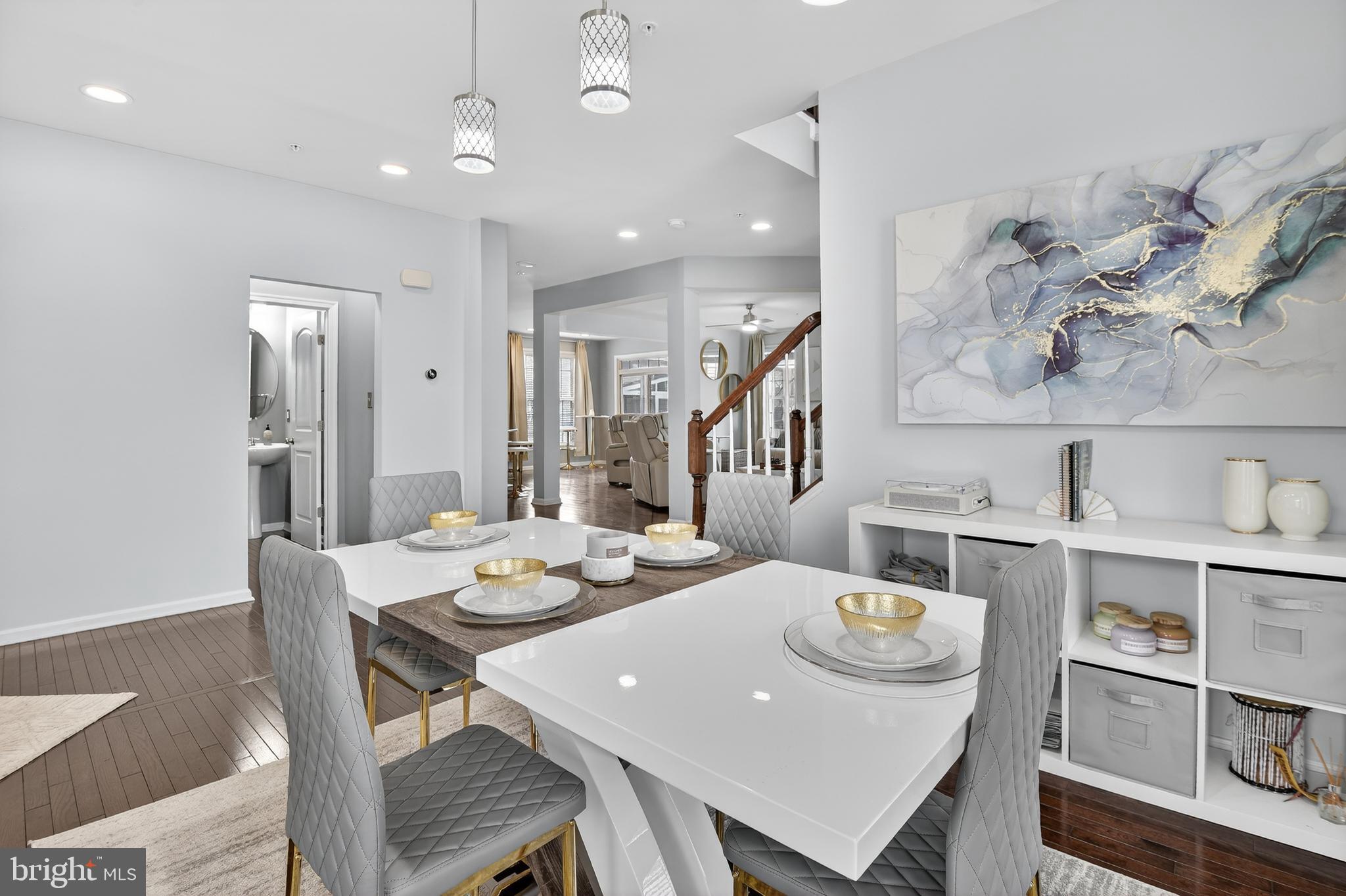 WOODMORE TOWNE CENTRE - Residential