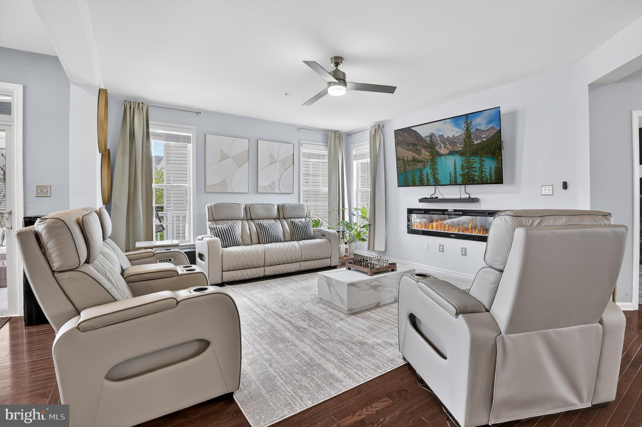 WOODMORE TOWNE CENTRE - Residential