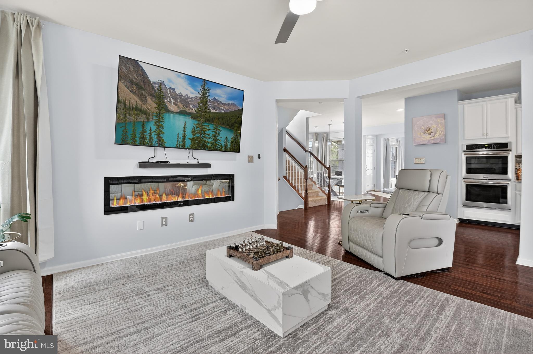 WOODMORE TOWNE CENTRE - Residential