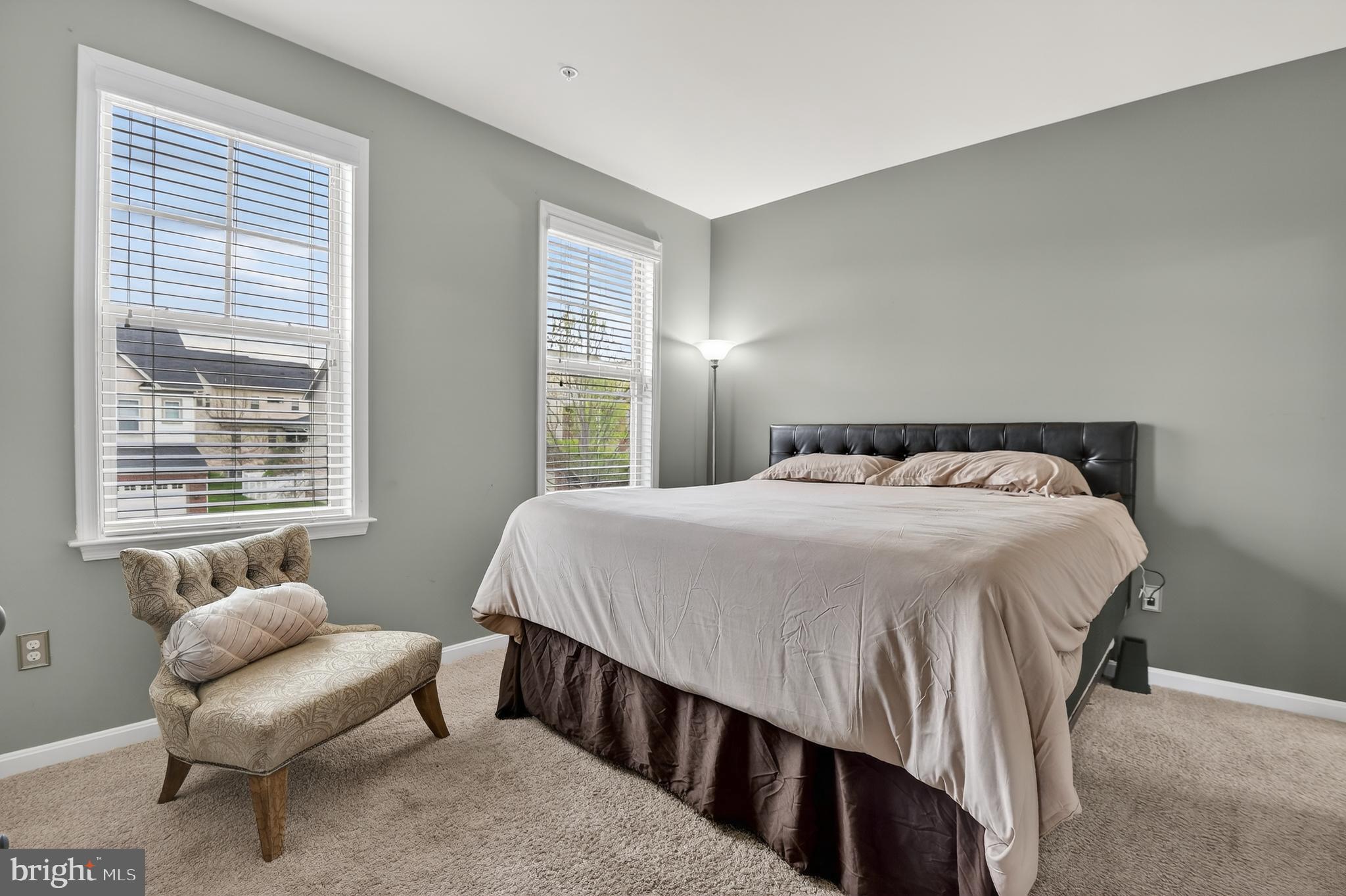 WOODMORE TOWNE CENTRE - Residential