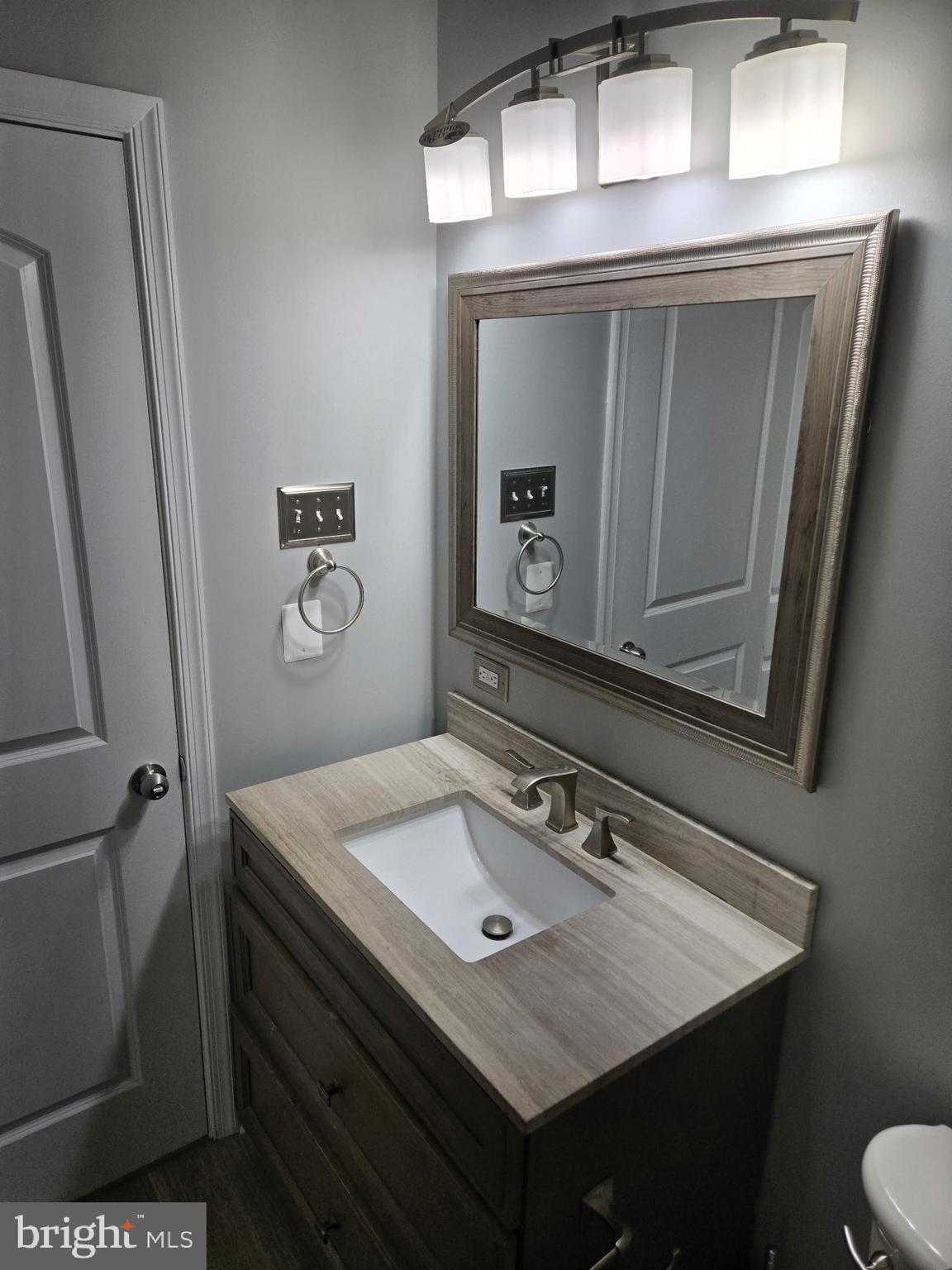 WOODMORE TOWNE CENTRE - Residential