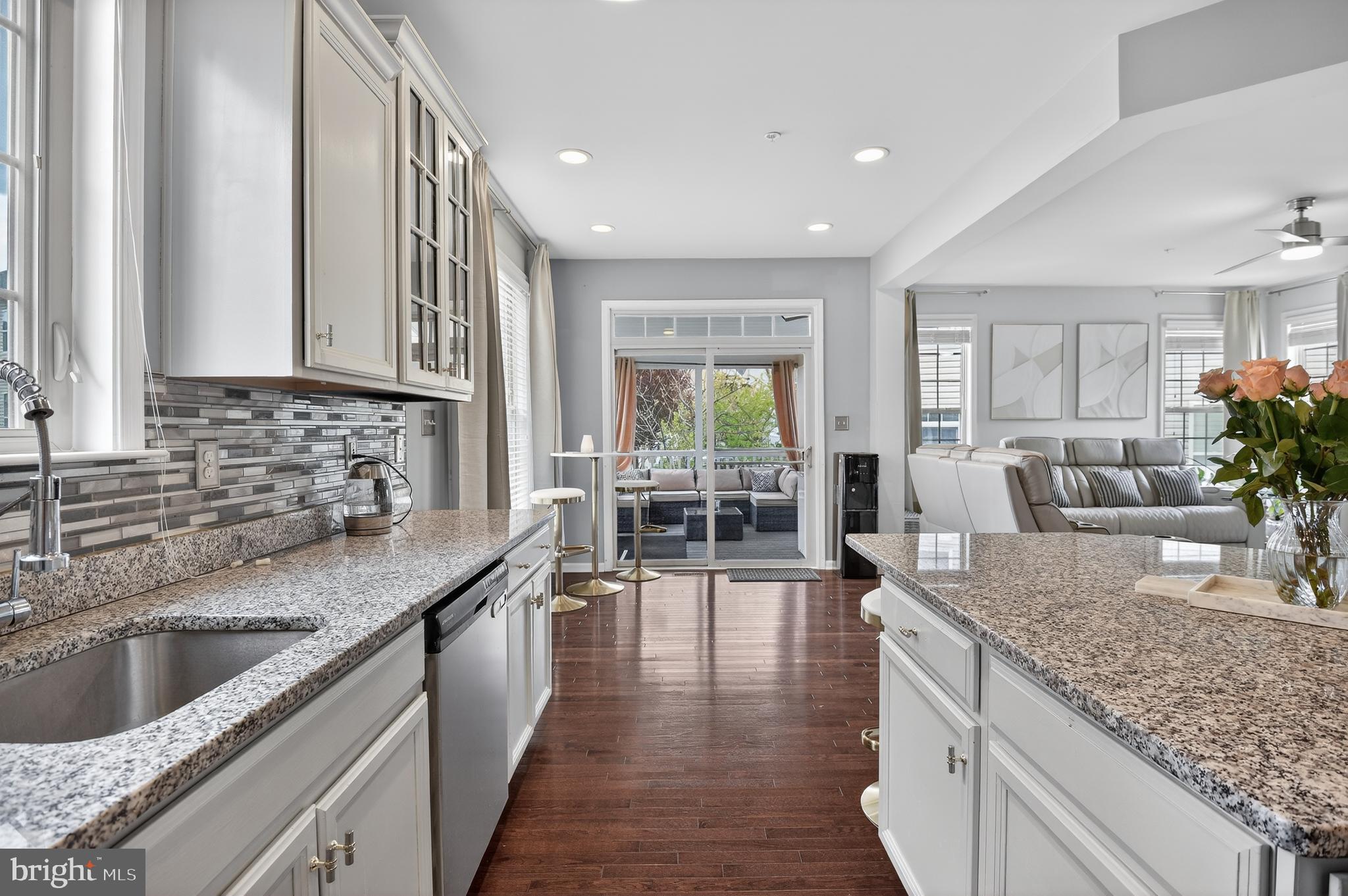 WOODMORE TOWNE CENTRE - Residential