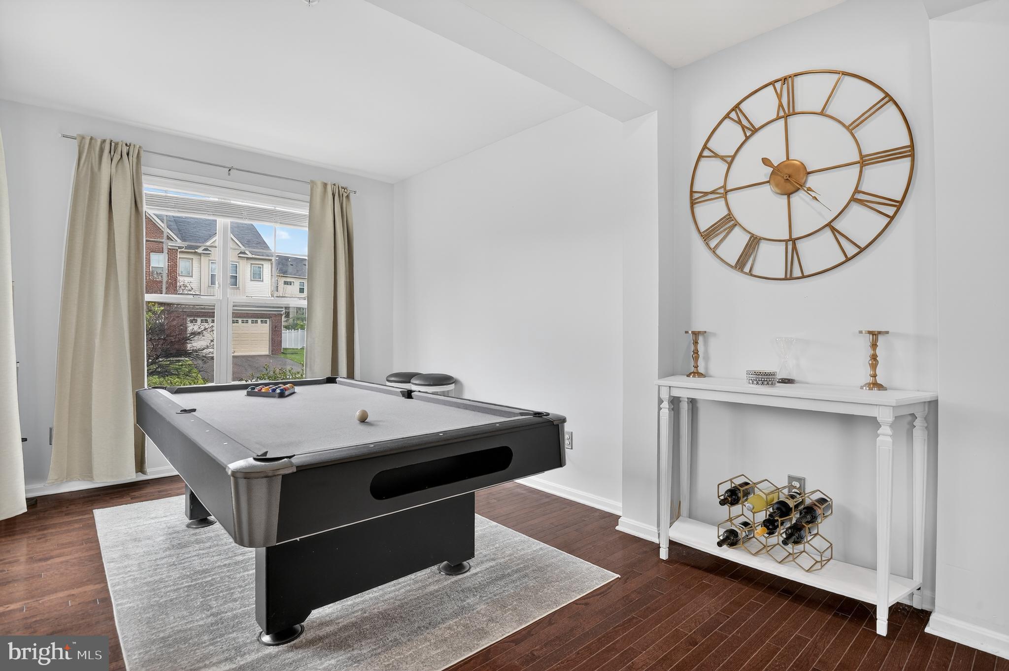 WOODMORE TOWNE CENTRE - Residential