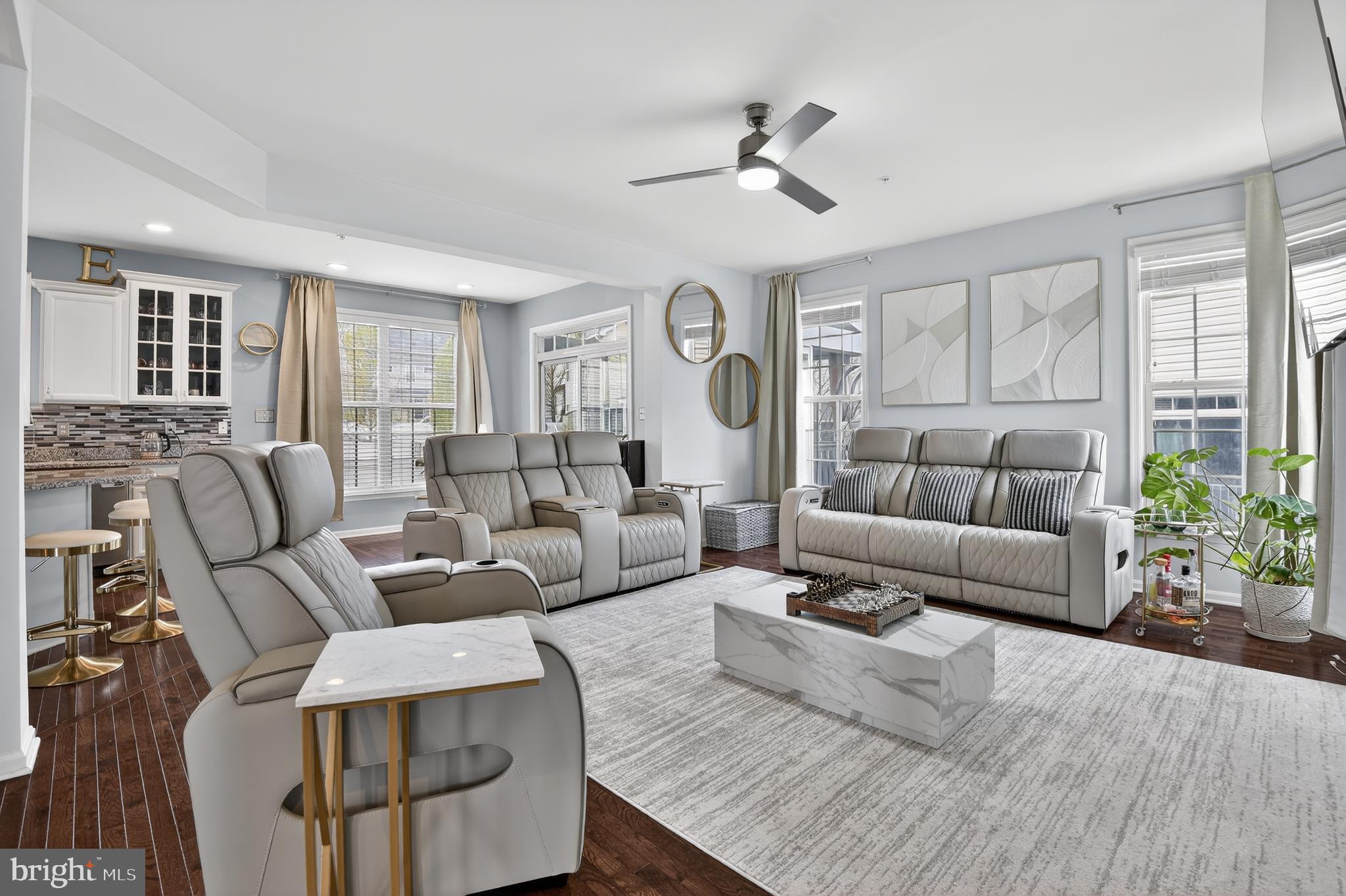 WOODMORE TOWNE CENTRE - Residential