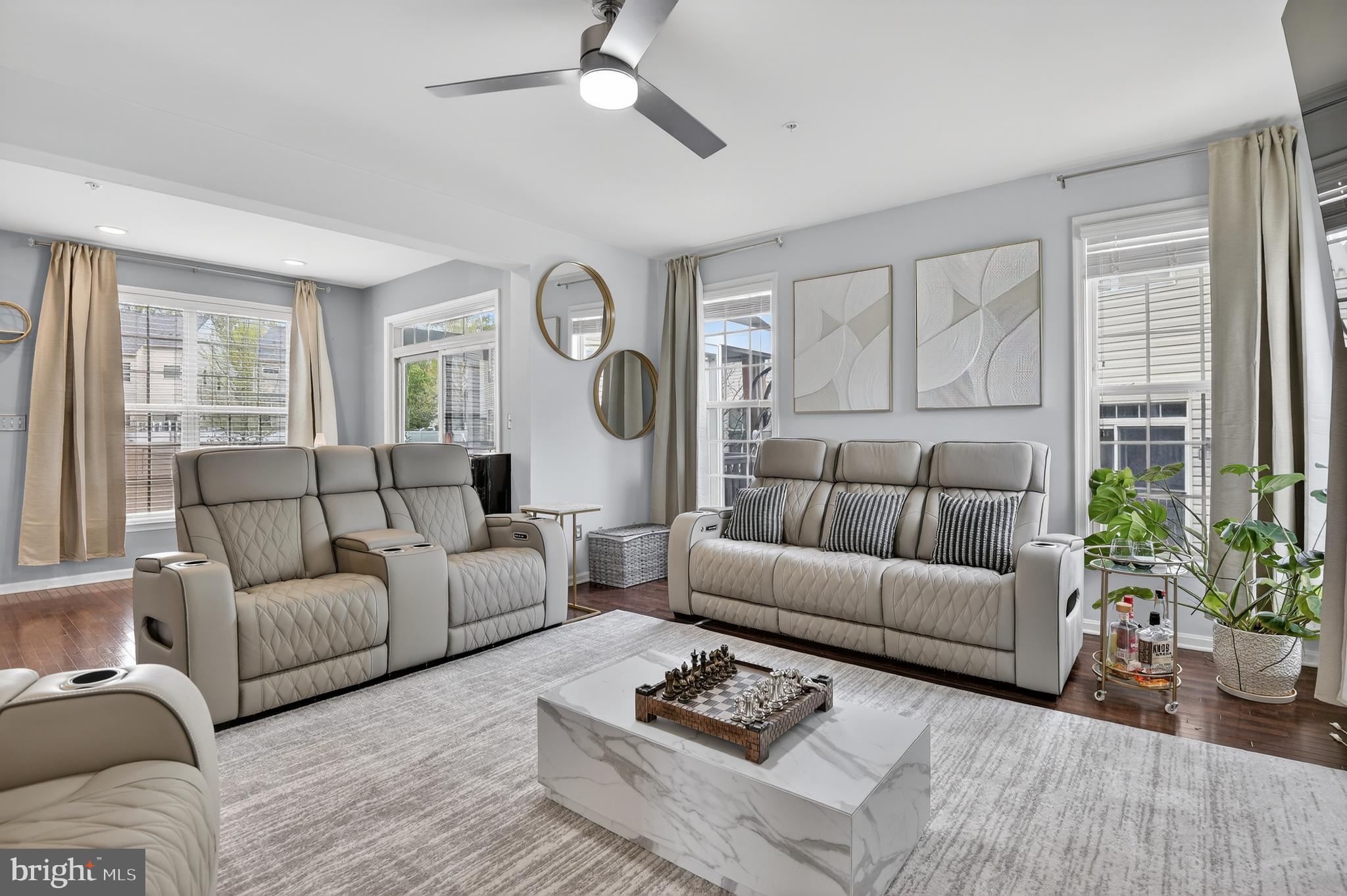 WOODMORE TOWNE CENTRE - Residential