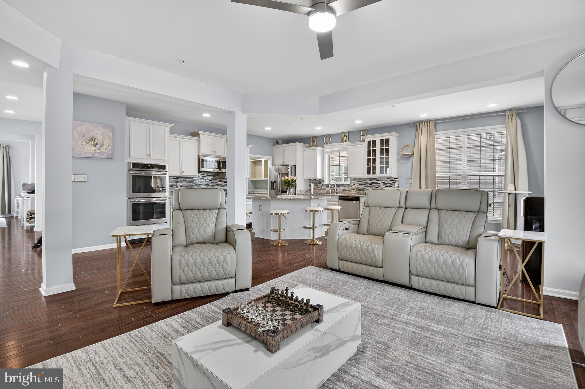 WOODMORE TOWNE CENTRE - Residential