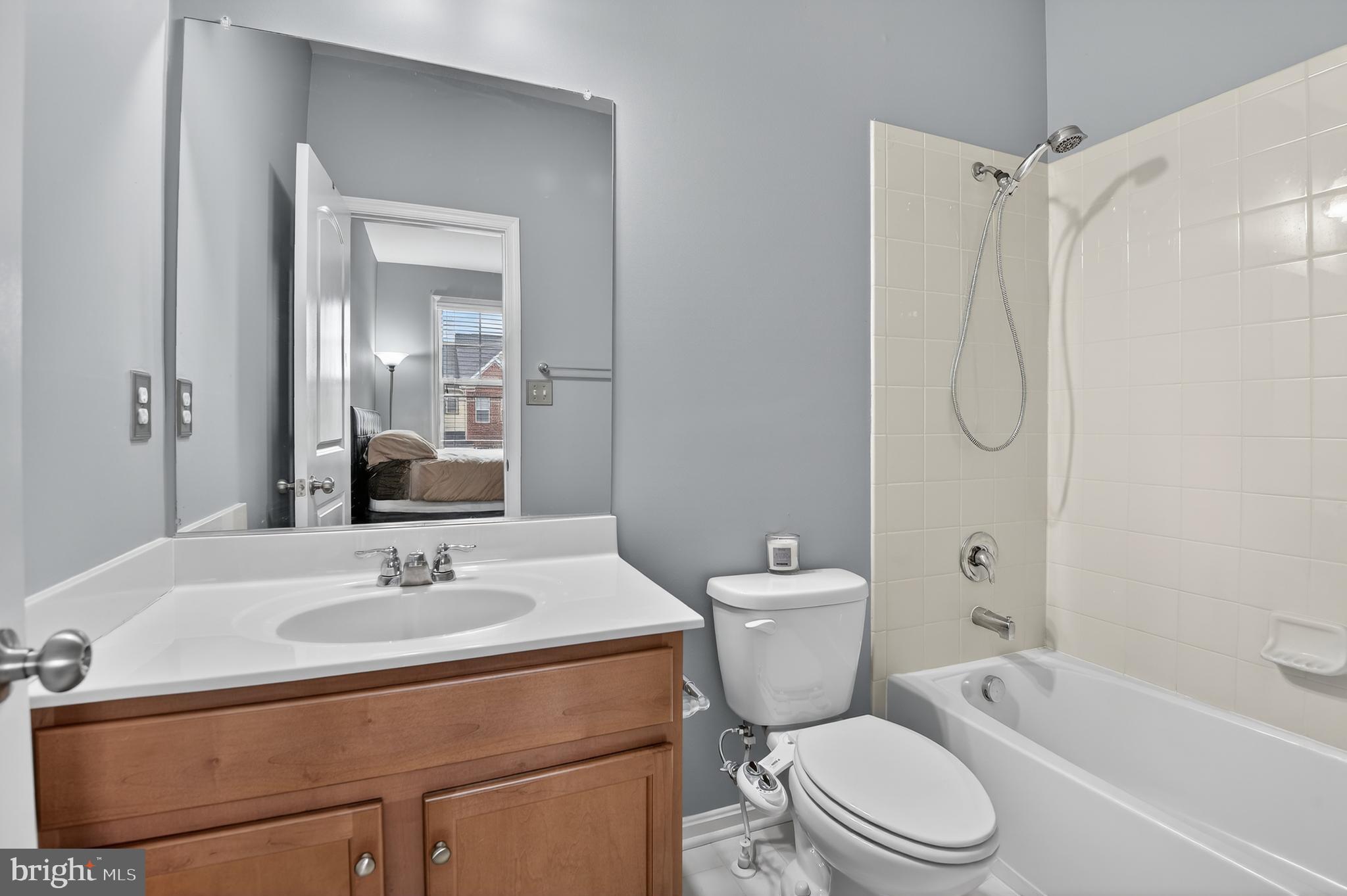 WOODMORE TOWNE CENTRE - Residential