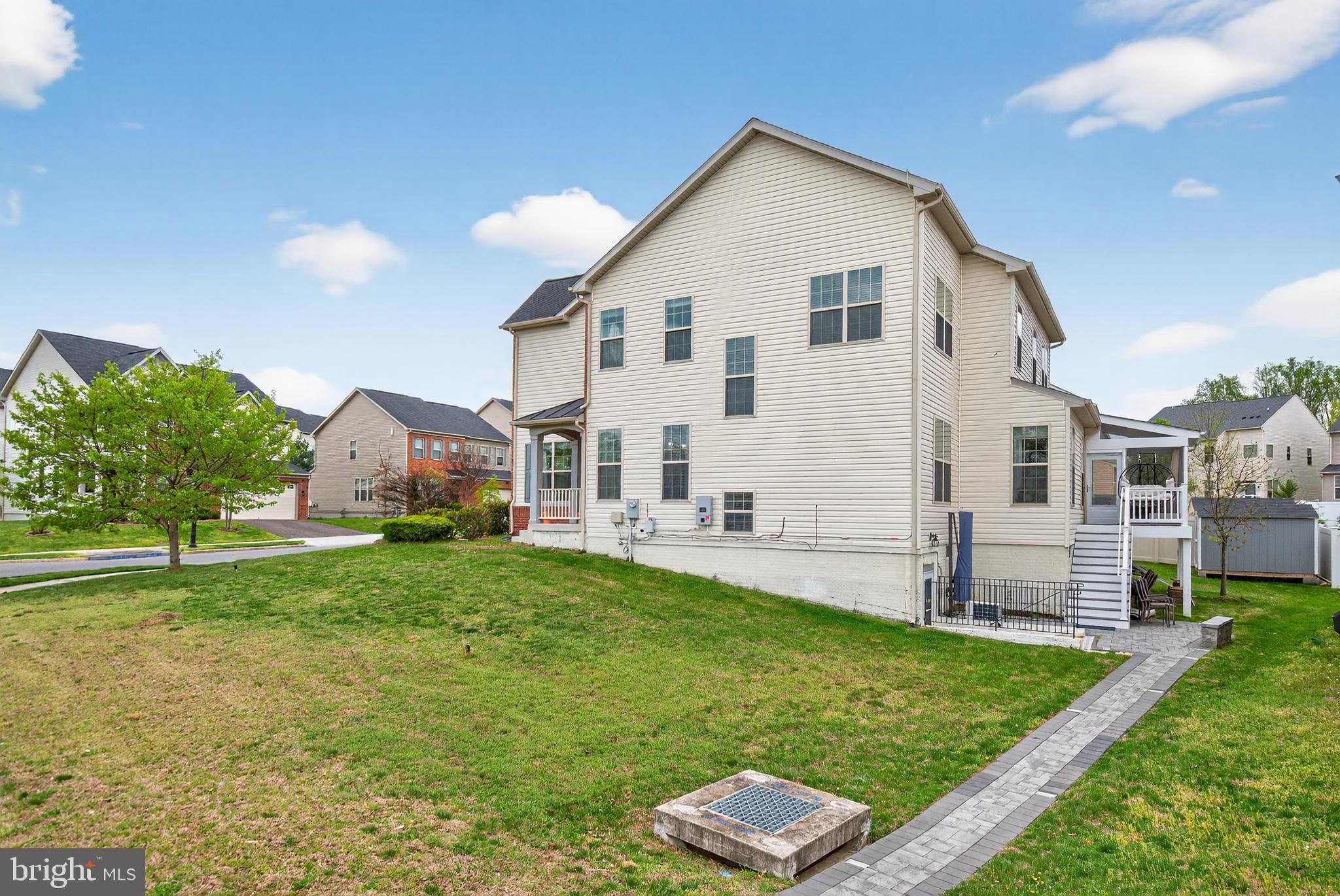 WOODMORE TOWNE CENTRE - Residential