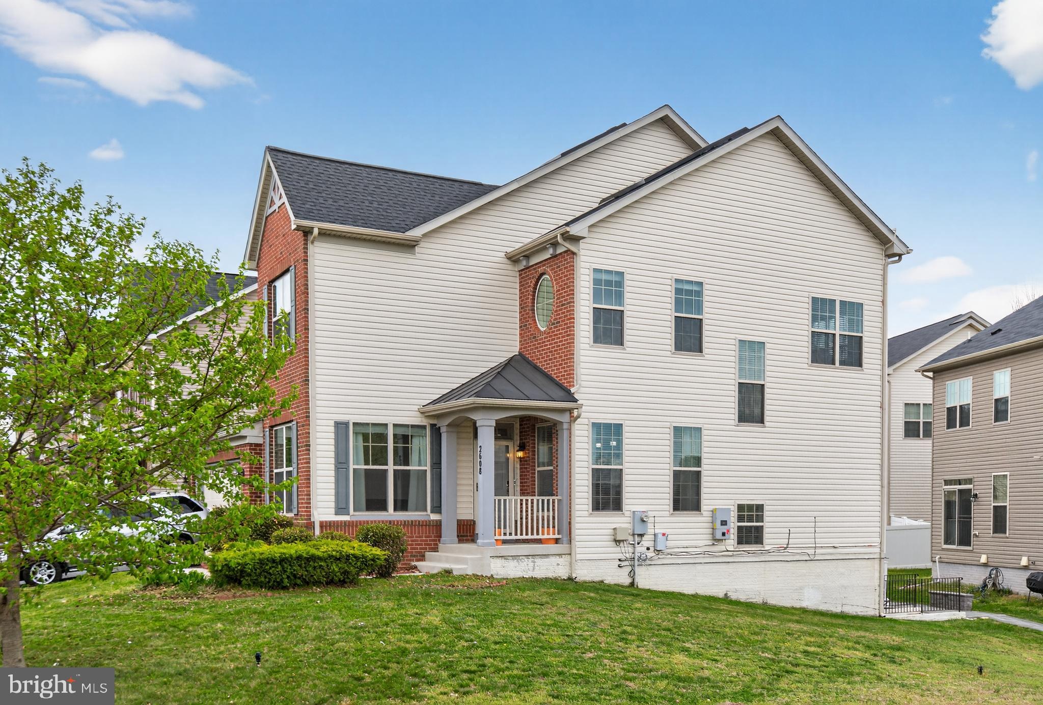 WOODMORE TOWNE CENTRE - Residential