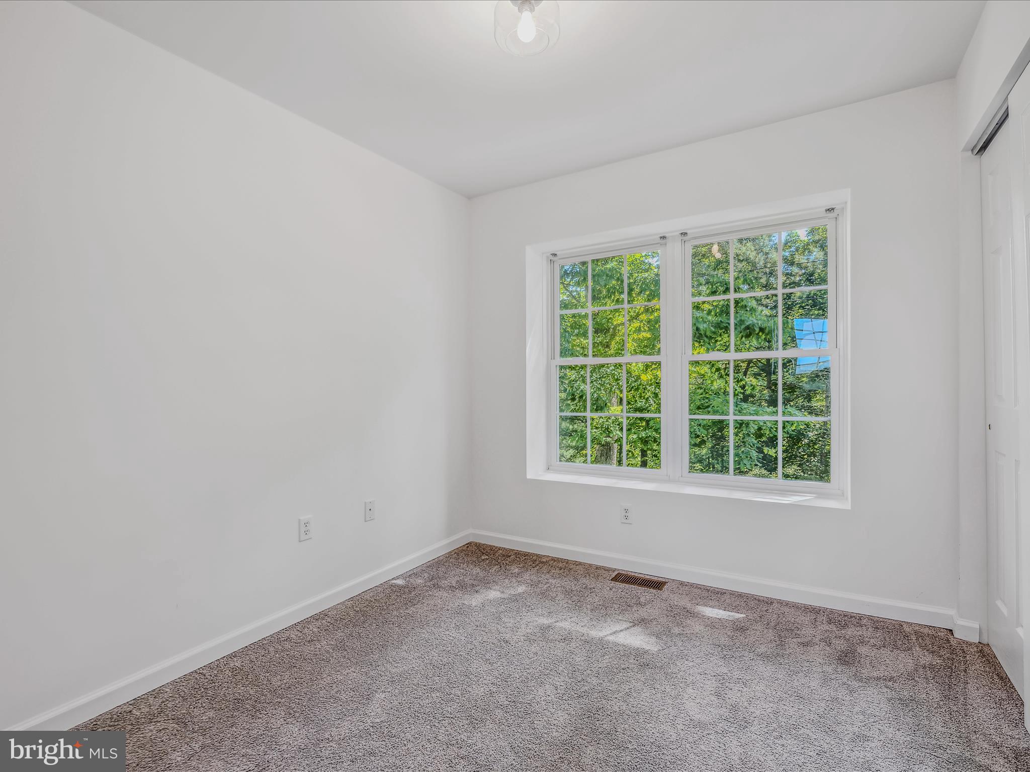 GLENWOOD FOREST - Residential