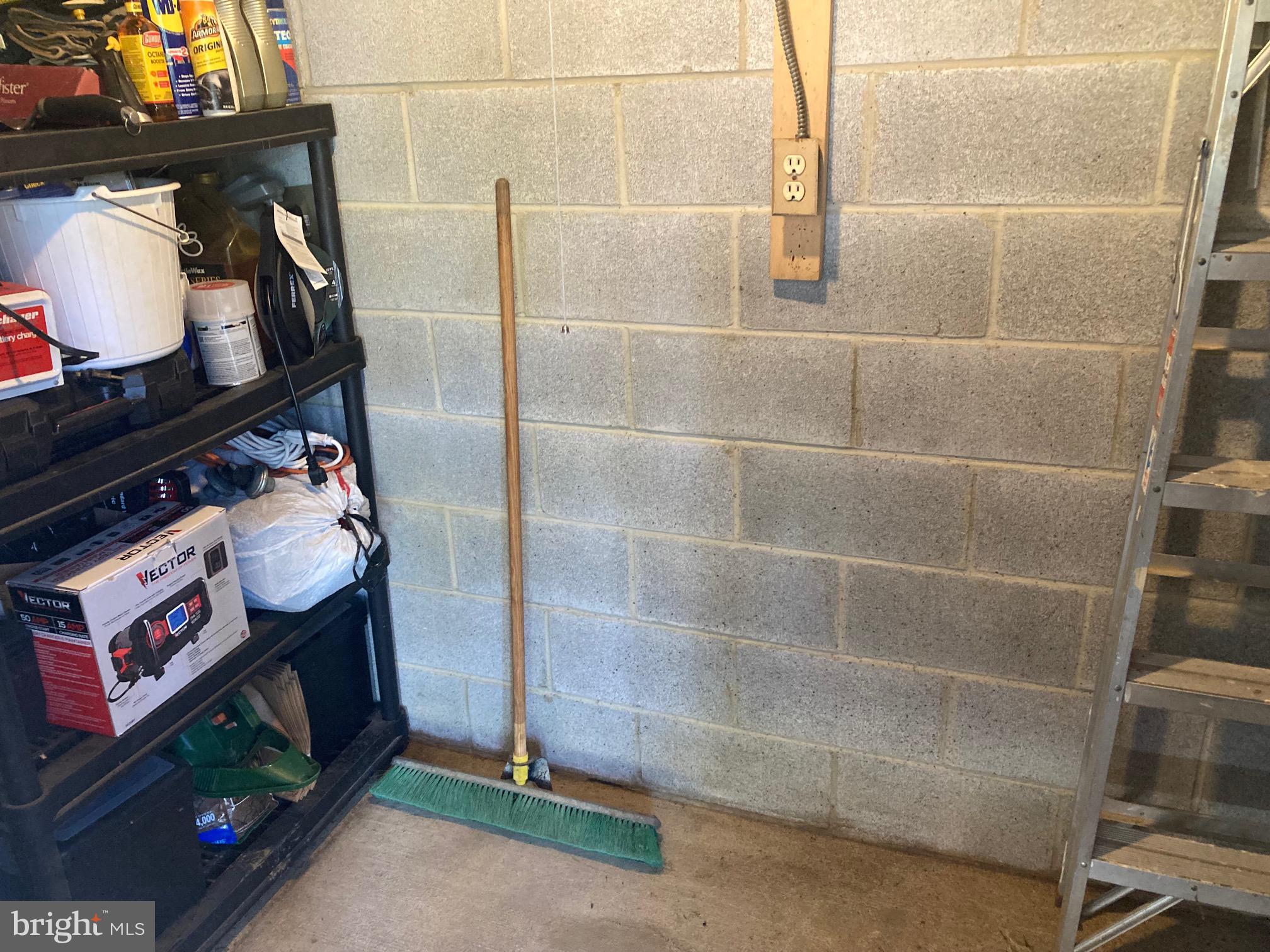 LACEY FOREST - Residential