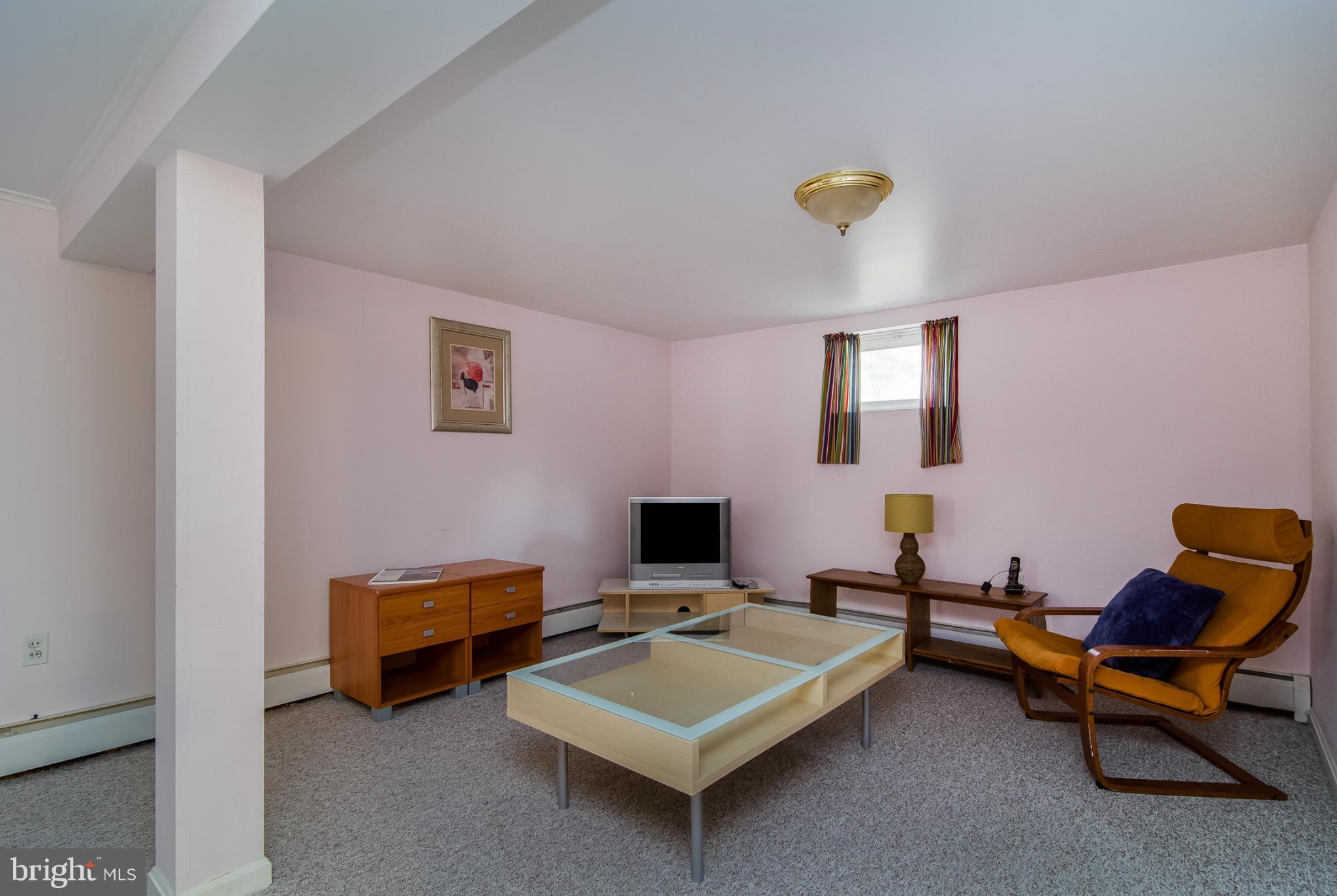 MURRAY HILL - Residential