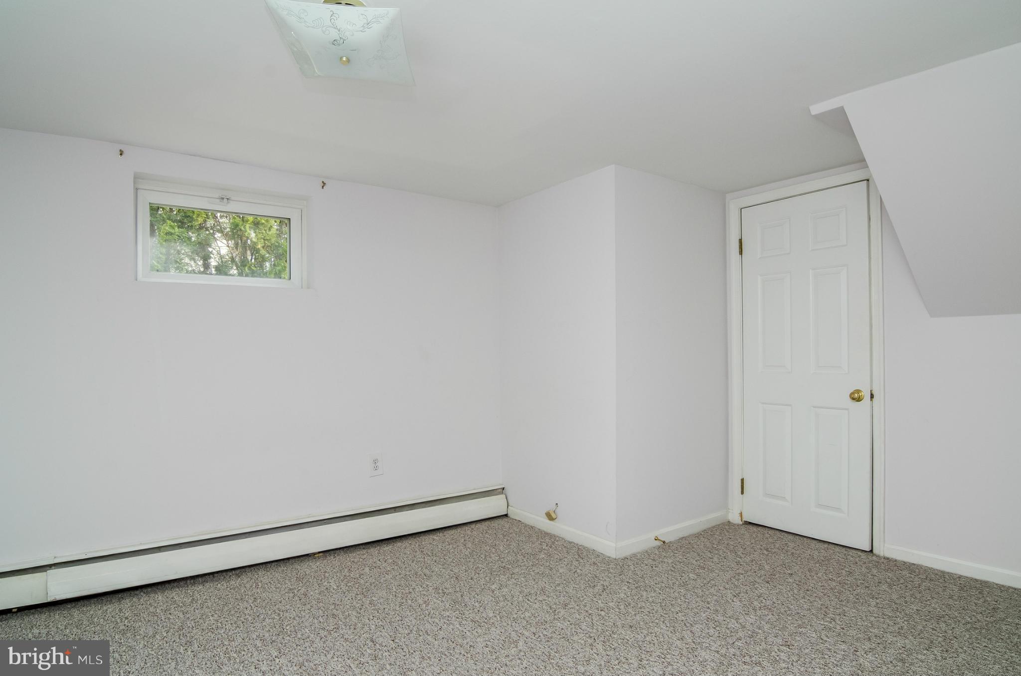 MURRAY HILL - Residential