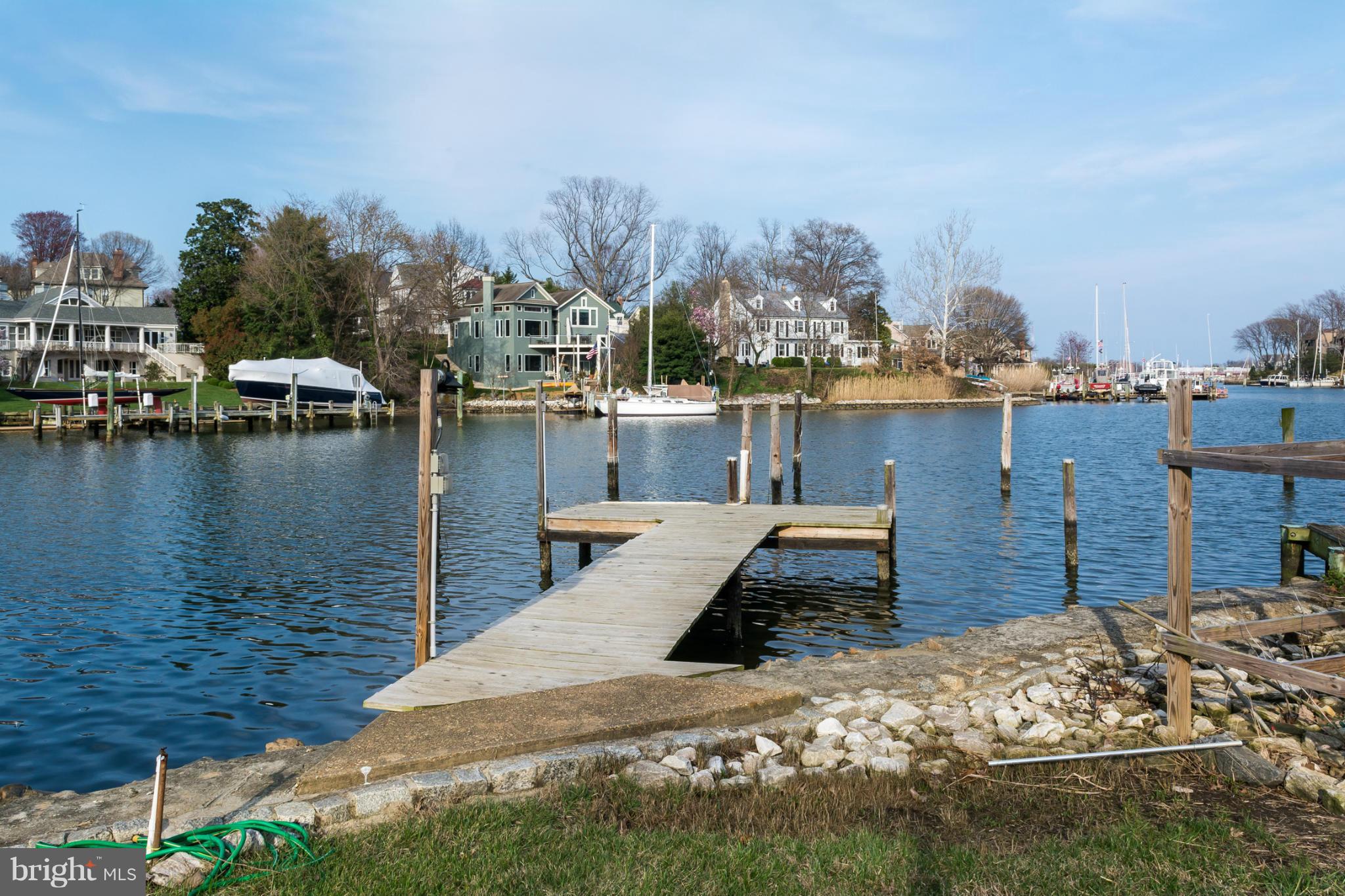 MURRAY HILL - Residential