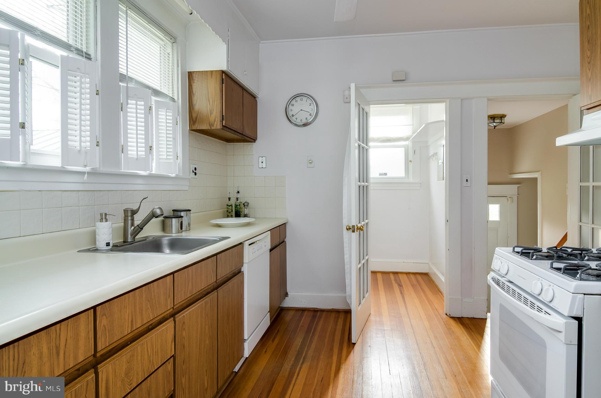 MURRAY HILL - Residential