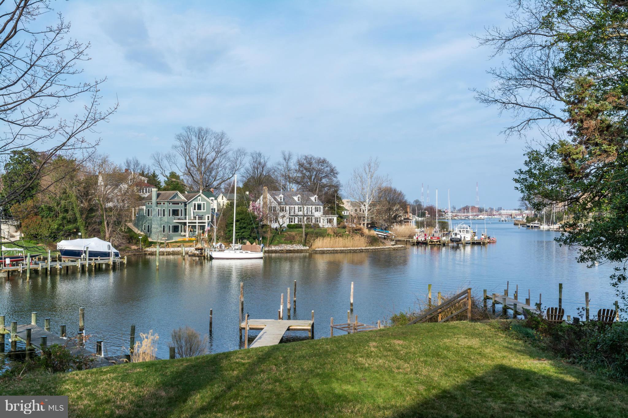 MURRAY HILL - Residential