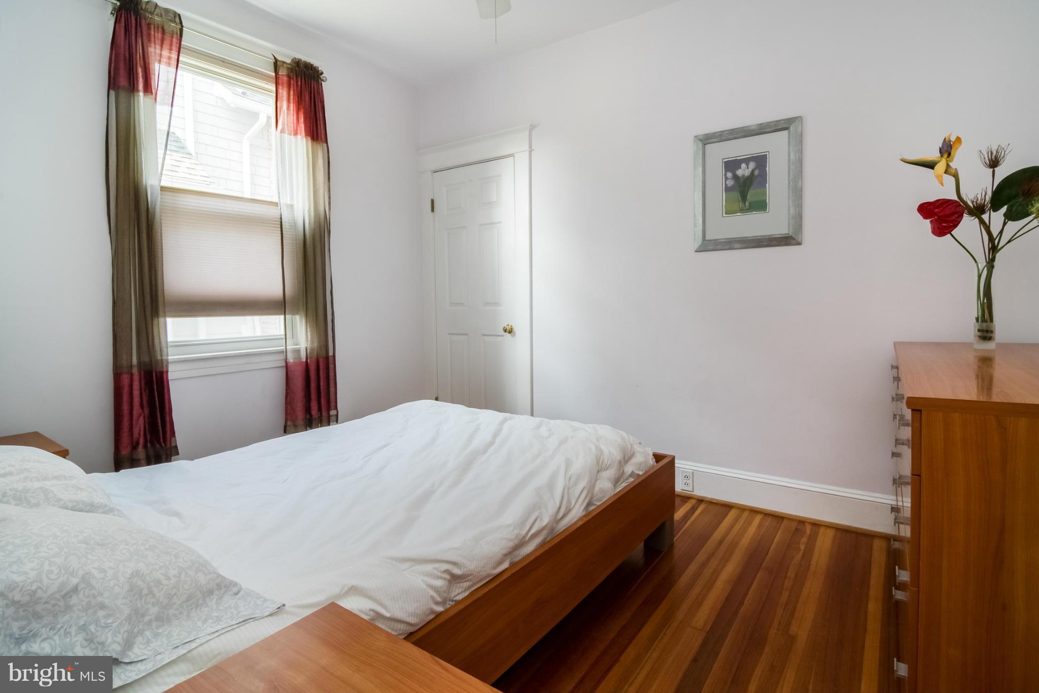 MURRAY HILL - Residential