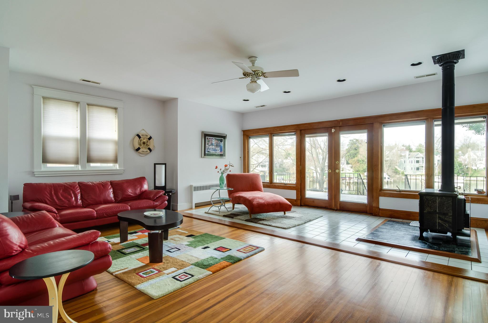 MURRAY HILL - Residential